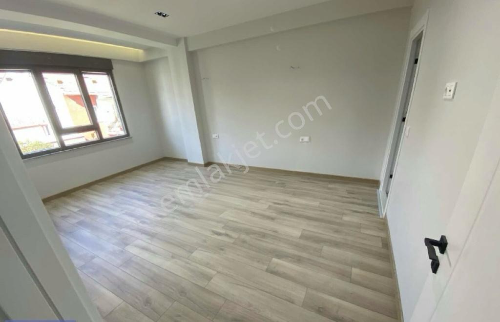 Çamlıca Mahallesinde 3+1 Giyinme Odalı Satılık Daire - Görsel 15