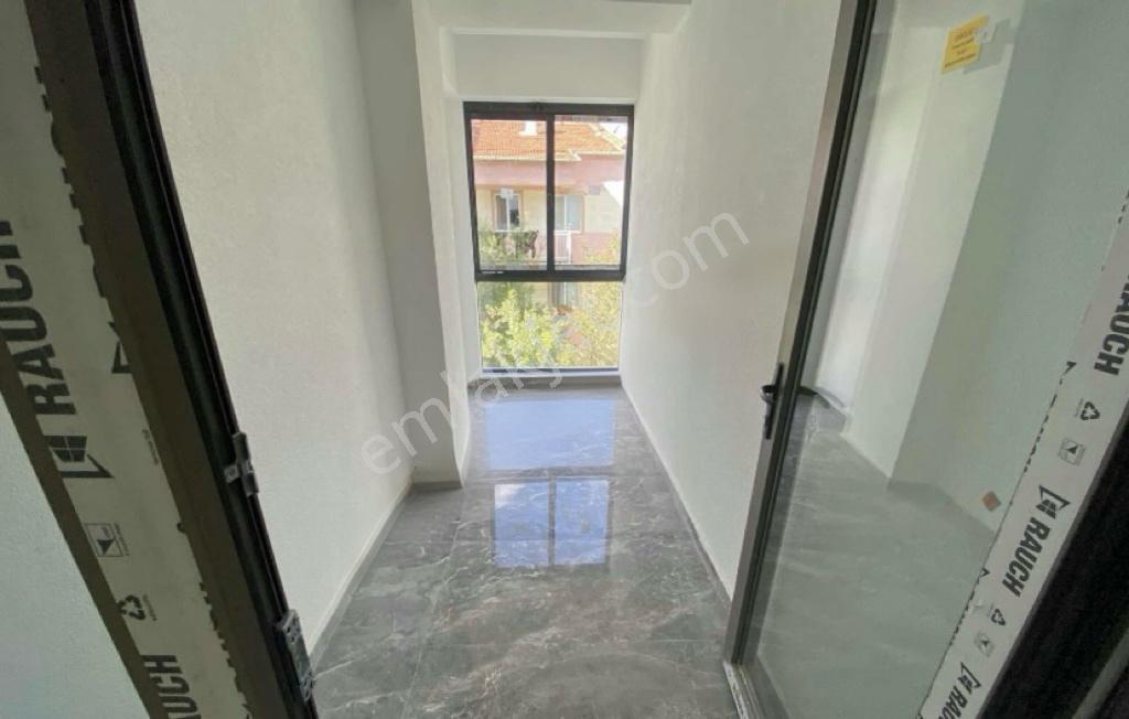 Çamlıca Mahallesinde 3+1 Giyinme Odalı Satılık Daire - Görsel 20