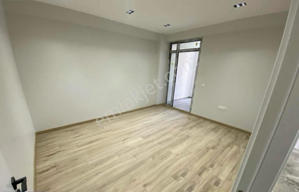 Çamlıca Mahallesinde 3+1 Giyinme Odalı Satılık Daire - Görsel 18