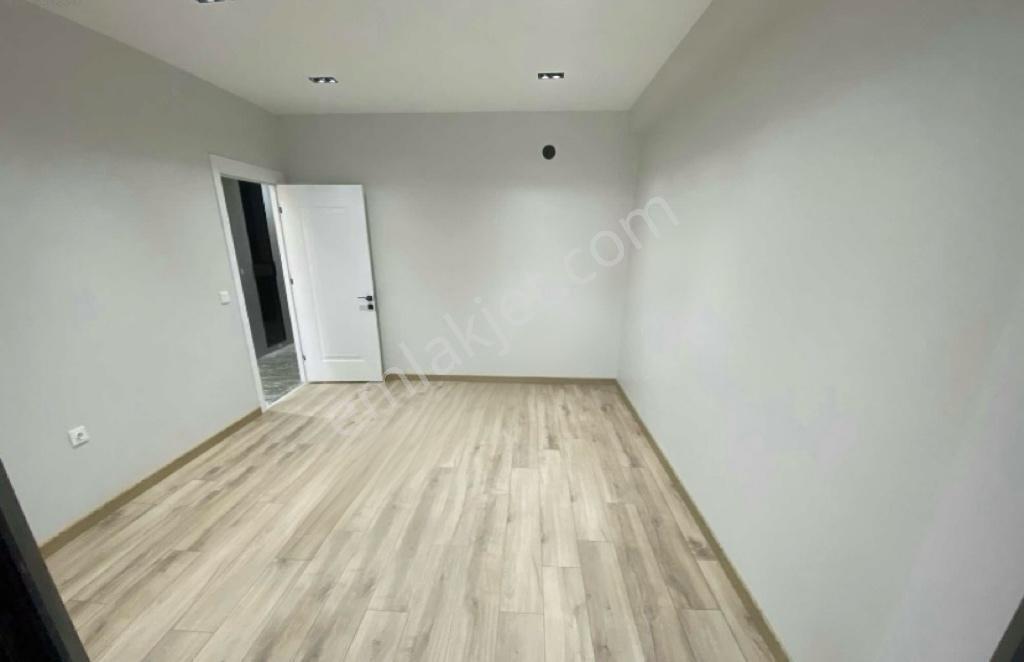Çamlıca Mahallesinde 3+1 Giyinme Odalı Satılık Daire - Görsel 17