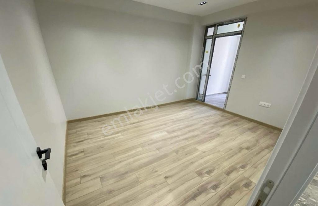 Çamlıca Mahallesinde 3+1 Giyinme Odalı Satılık Daire - Görsel 19