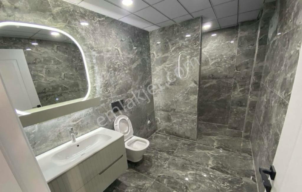 Çamlıca Mahallesinde 3+1 Giyinme Odalı Satılık Daire - Görsel 33