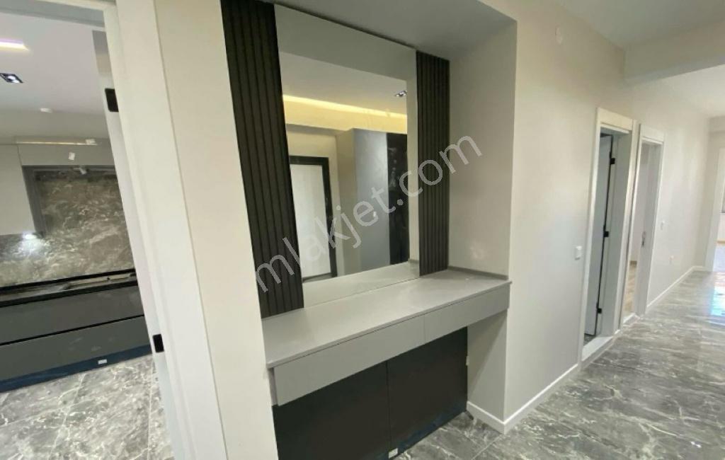 Çamlıca Mahallesinde 3+1 Giyinme Odalı Satılık Daire - Görsel 22