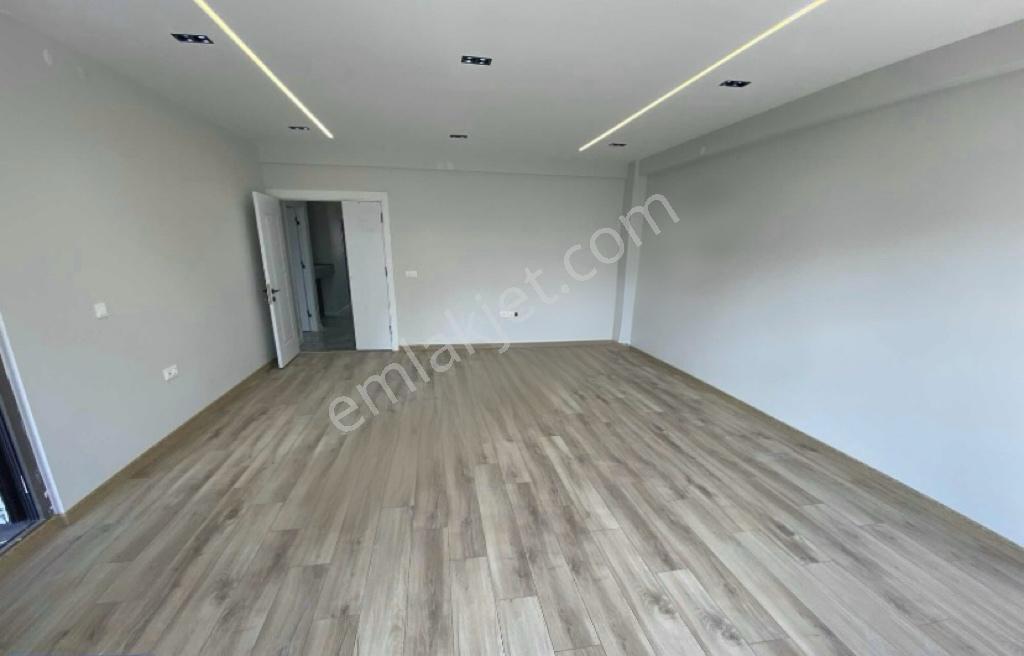 Çamlıca Mahallesinde 3+1 Giyinme Odalı Satılık Daire - Görsel 12
