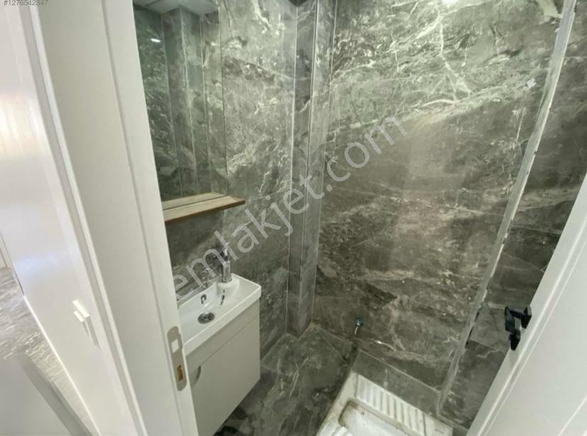 Çamlıca Mahallesinde 3+1 Giyinme Odalı Satılık Daire - Görsel 34