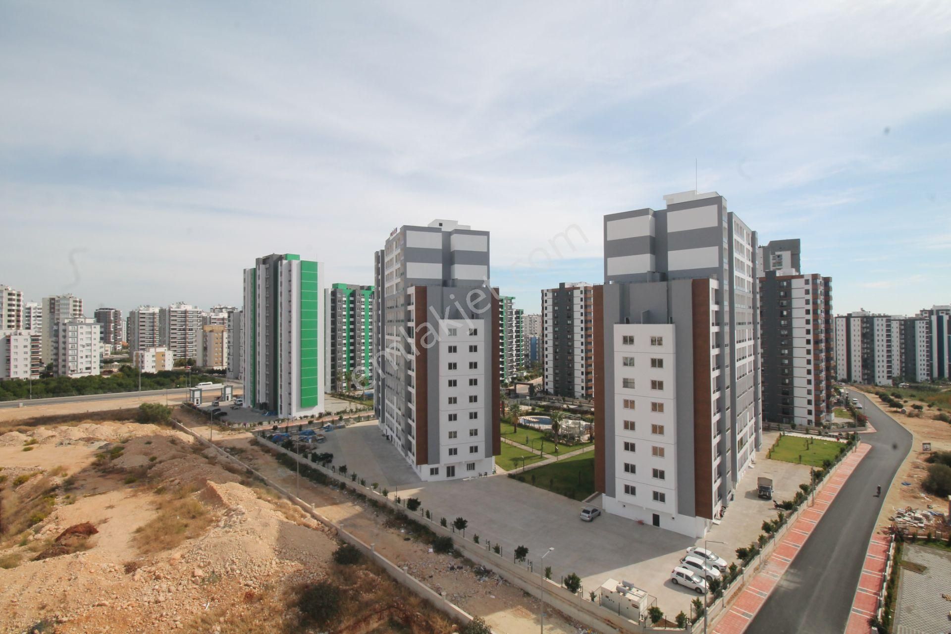 Retro’dan Akdeniz Mah’de Lüks Konsept Site İçi B.mutfak Fırsat 2+1 - Görsel 16