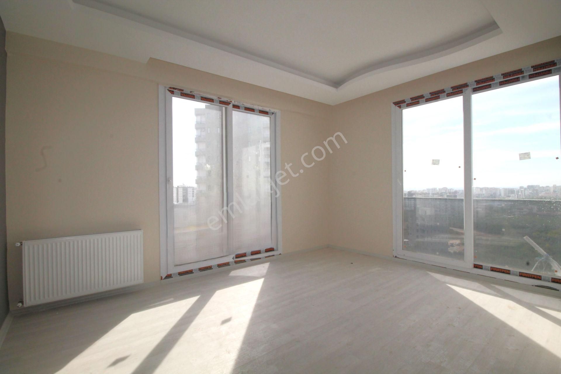 Retro’dan Akdeniz Mah’de Lüks Konsept Site İçi B.mutfak Fırsat 2+1