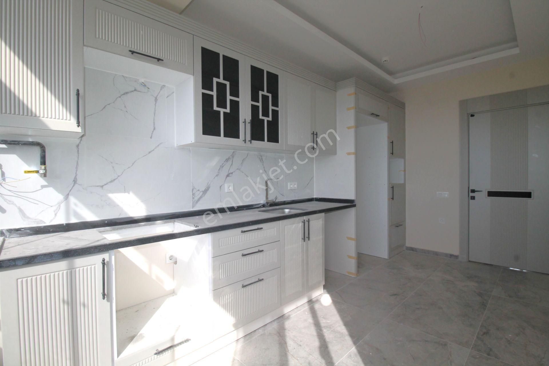 Retro’dan Akdeniz Mah’de Lüks Konsept Site İçi B.mutfak Fırsat 2+1 - Görsel 6