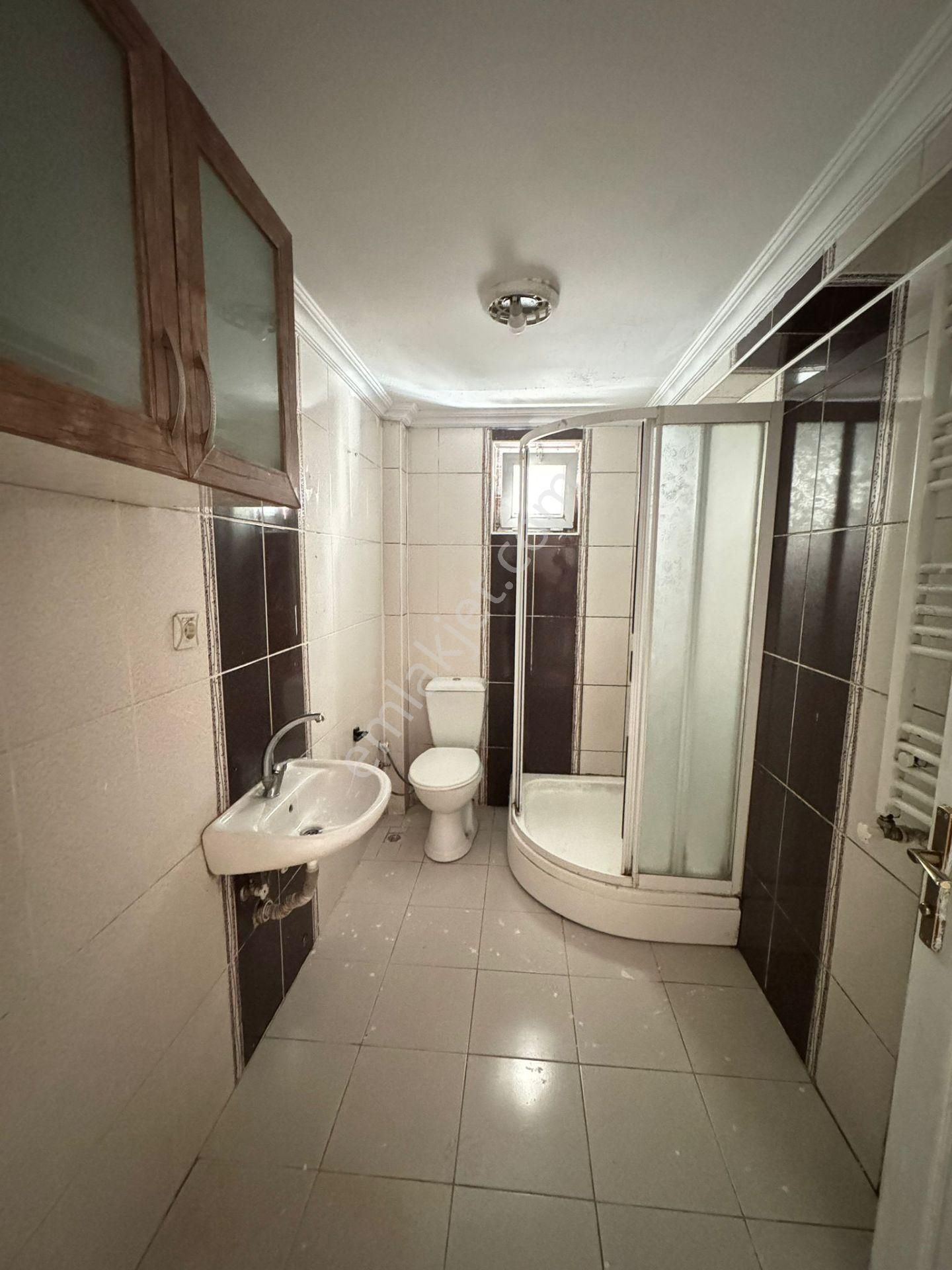 Altındağ - Battalgazi Mahallesinde Caddeye Yakın, 3 Cepheli, Asansörlü 3+1 Satılık Daire !!! - Görsel 22