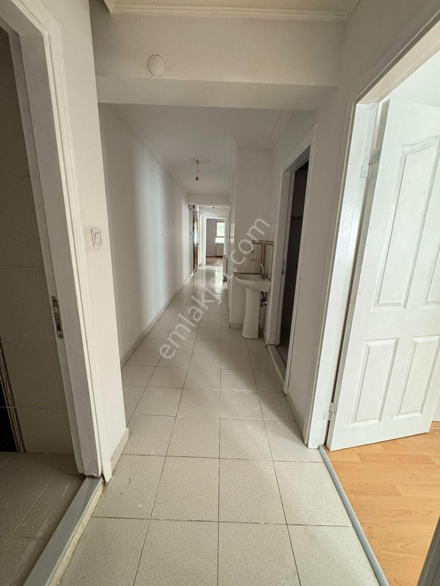 Altındağ - Battalgazi Mahallesinde Caddeye Yakın, 3 Cepheli, Asansörlü 3+1 Satılık Daire !!! - Görsel 20