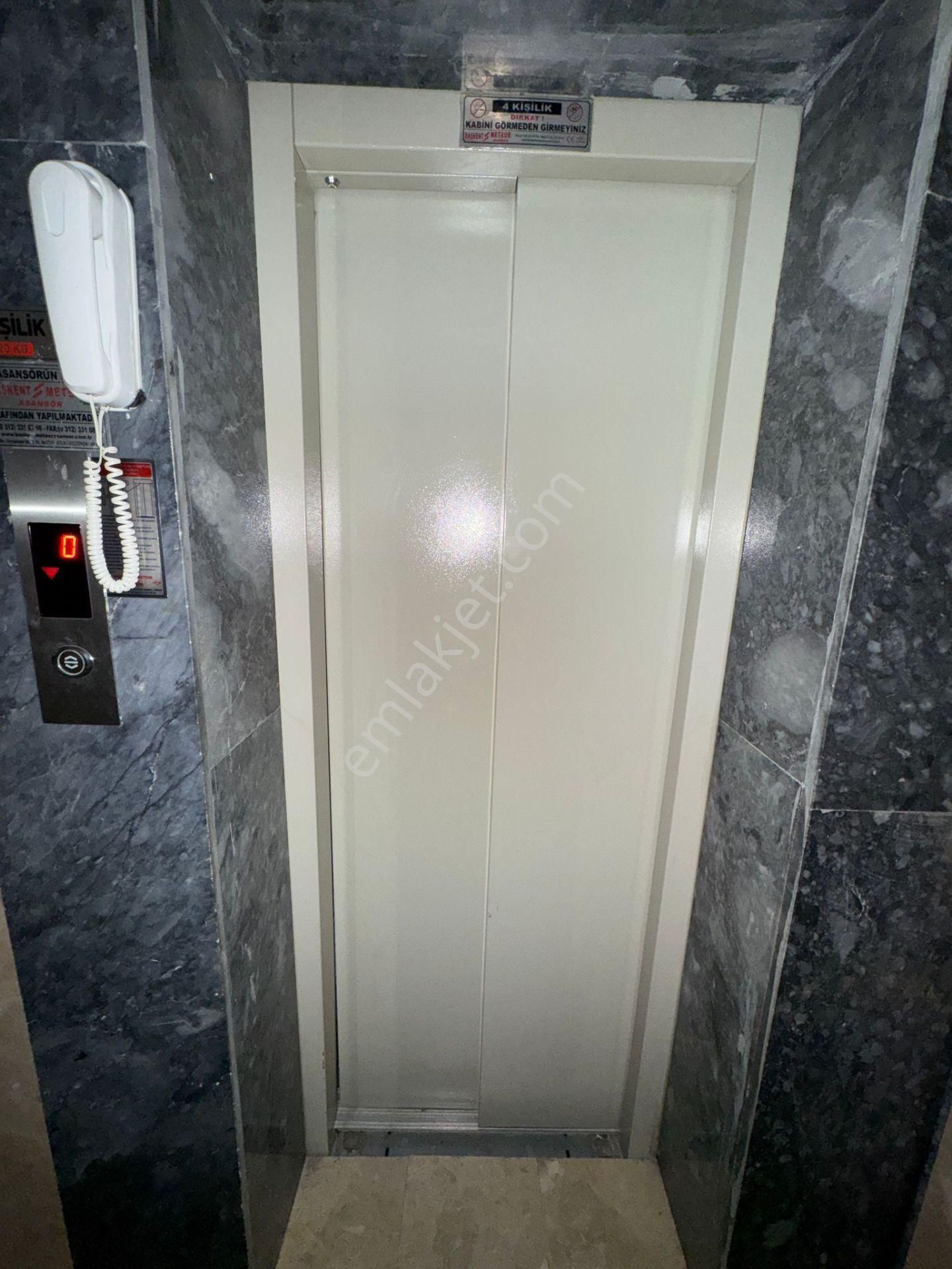 Altındağ - Battalgazi Mahallesinde Caddeye Yakın, 3 Cepheli, Asansörlü 3+1 Satılık Daire !!! - Görsel 25