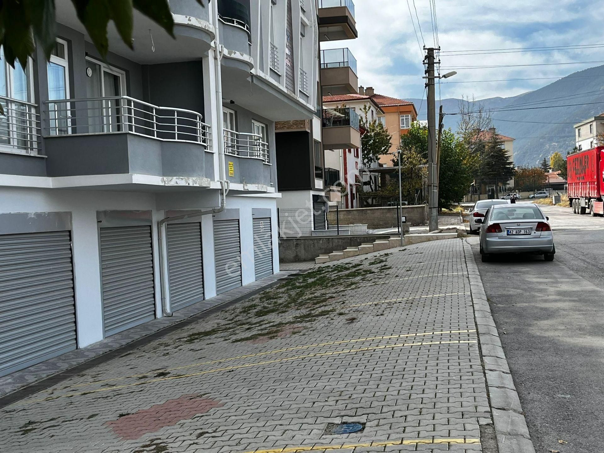 Erkam Emlakdan Satlık 3+1 Yeni Garajlı Lüx Daire - Görsel 2