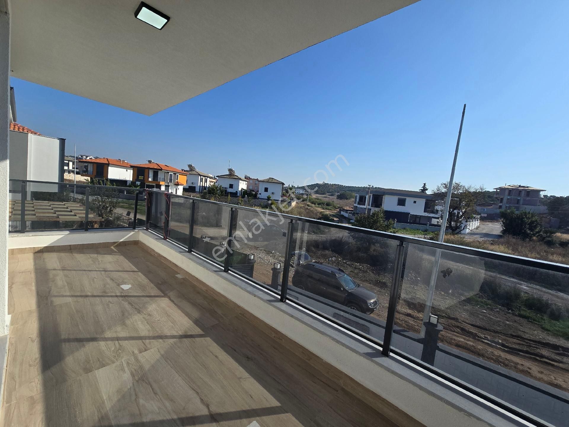 Didim De Denize Yakın Tam Müstakil Otoparklı Havuzlu İskanlı 4+1 Lüks Villa - Görsel 18