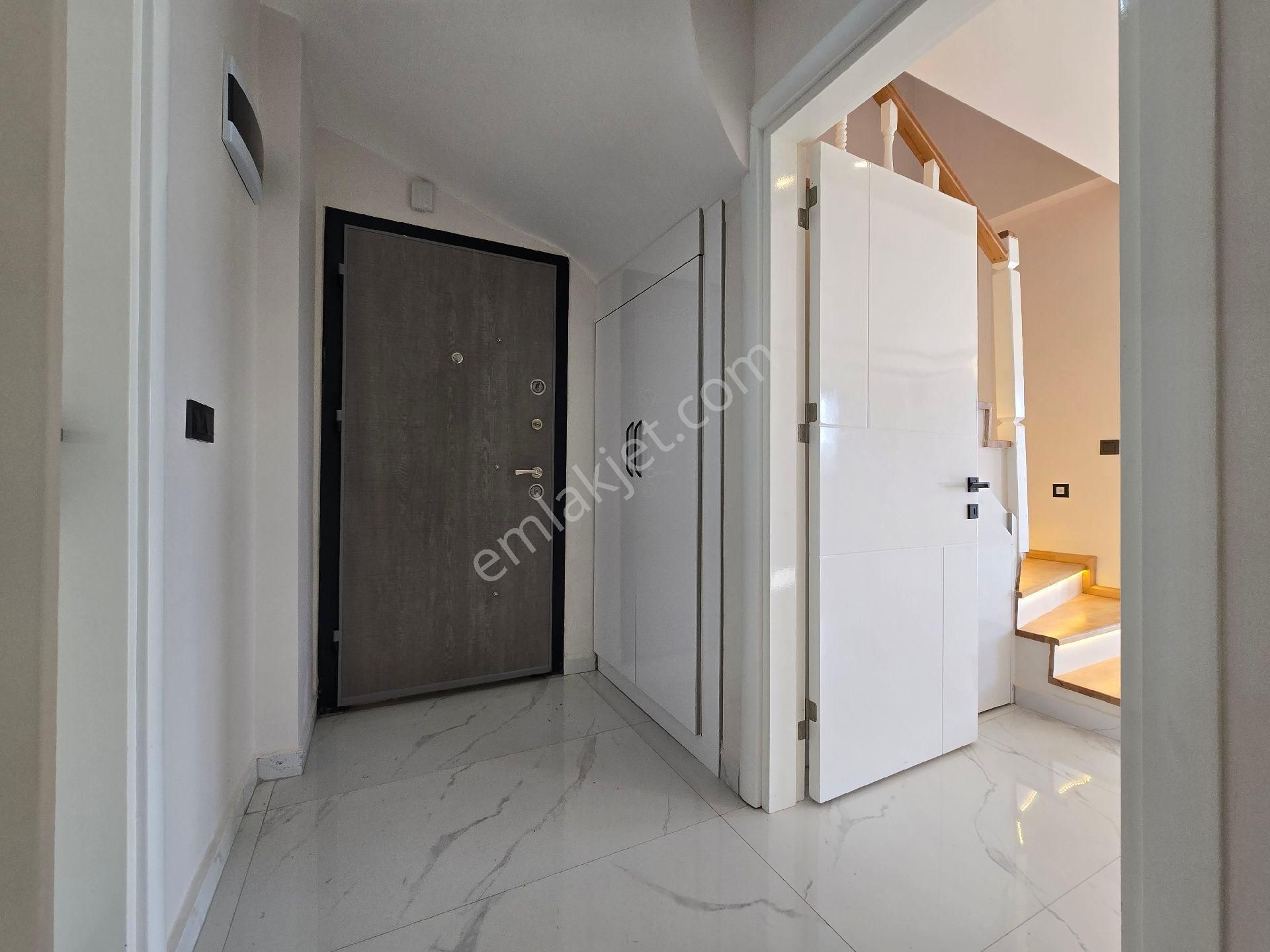 Didim De Denize Yakın Tam Müstakil Otoparklı Havuzlu İskanlı 4+1 Lüks Villa - Görsel 4