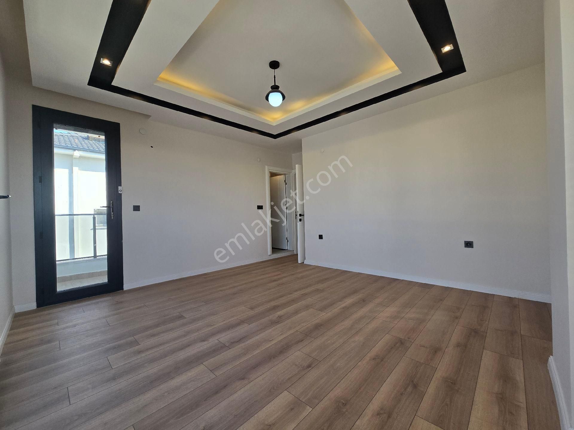 Didim De Denize Yakın Tam Müstakil Otoparklı Havuzlu İskanlı 4+1 Lüks Villa - Görsel 14