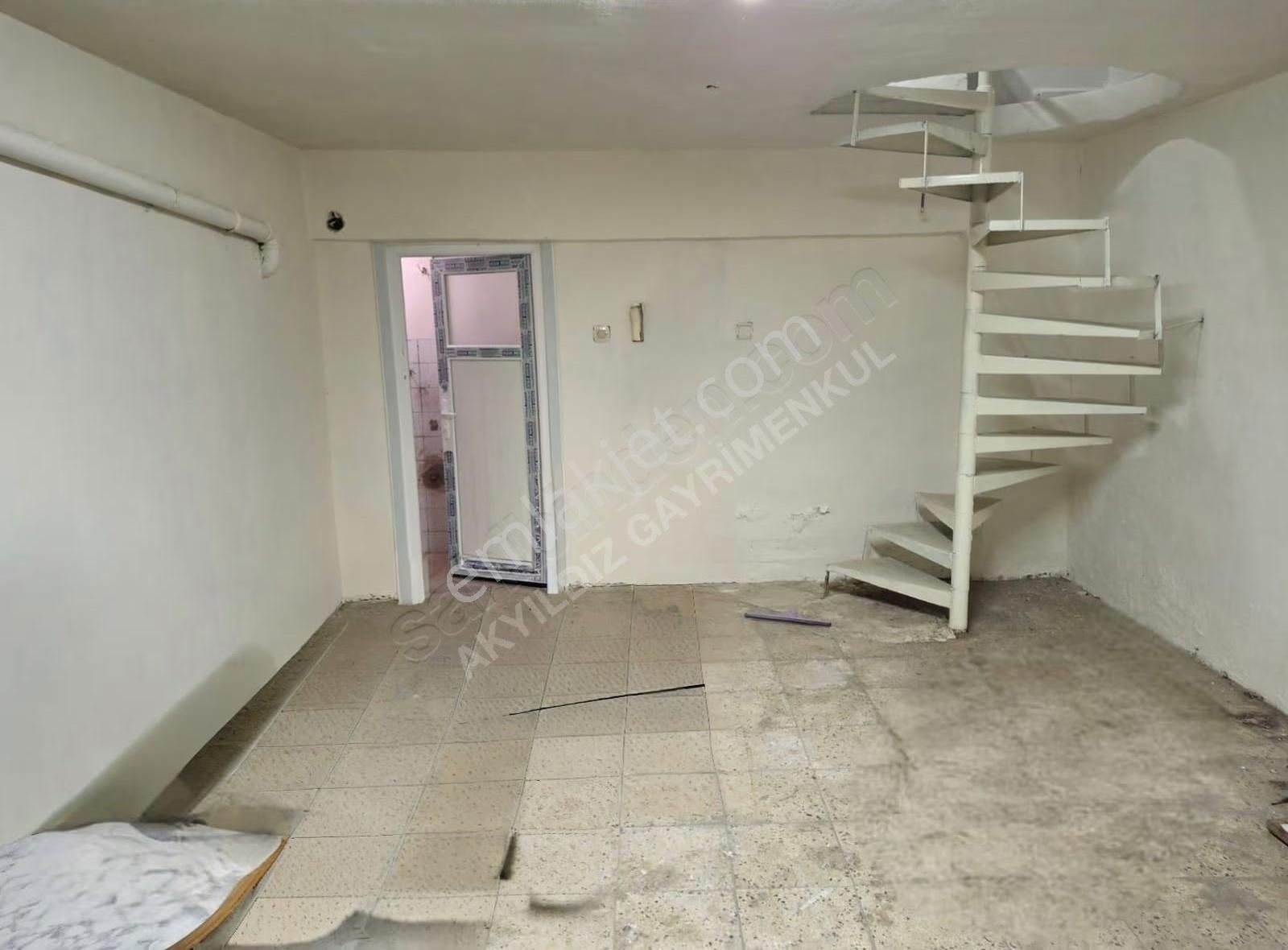Sütlüce'de 2 Katlı 50 M2 Otomatik Kepenkli Depo-dükkan - Görsel 3