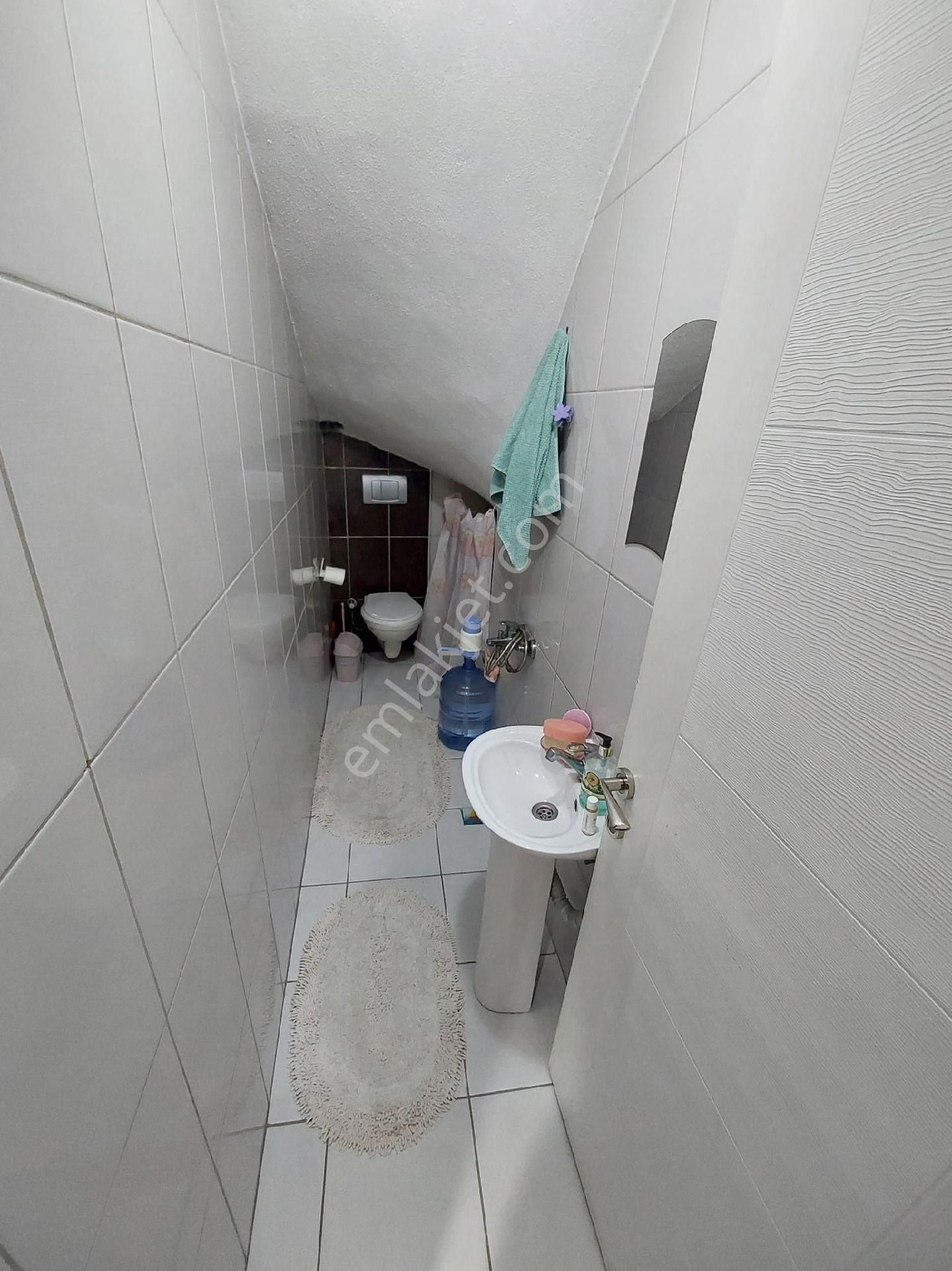 Gazipaşa Mahallesinde Ful Deniz Manzaralı 130 M2 3+1 Dubleks - Görsel 27