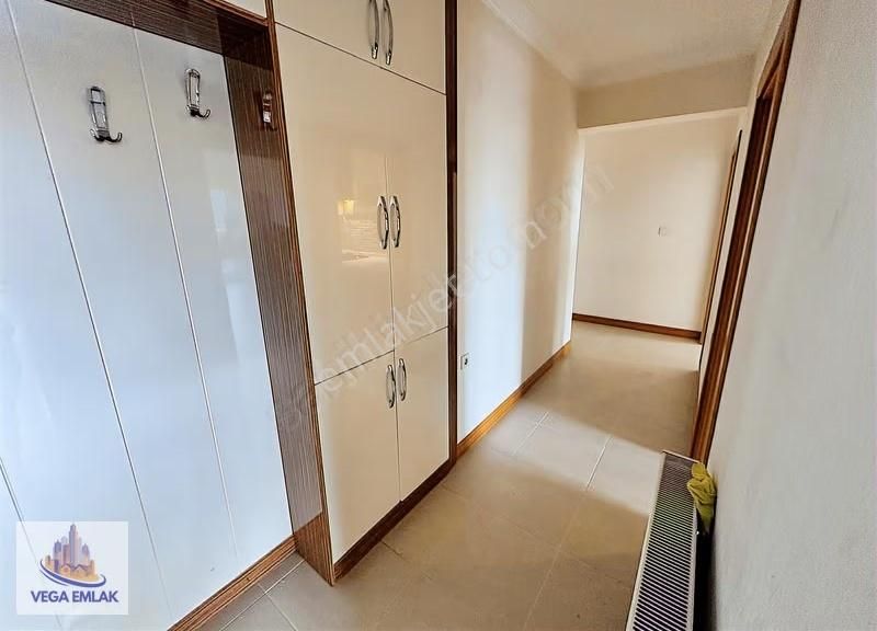 Vega Emlaktan Netiz Gross Ve Cemre Parkı Yanı Uygun Site Dairesi - Görsel 5