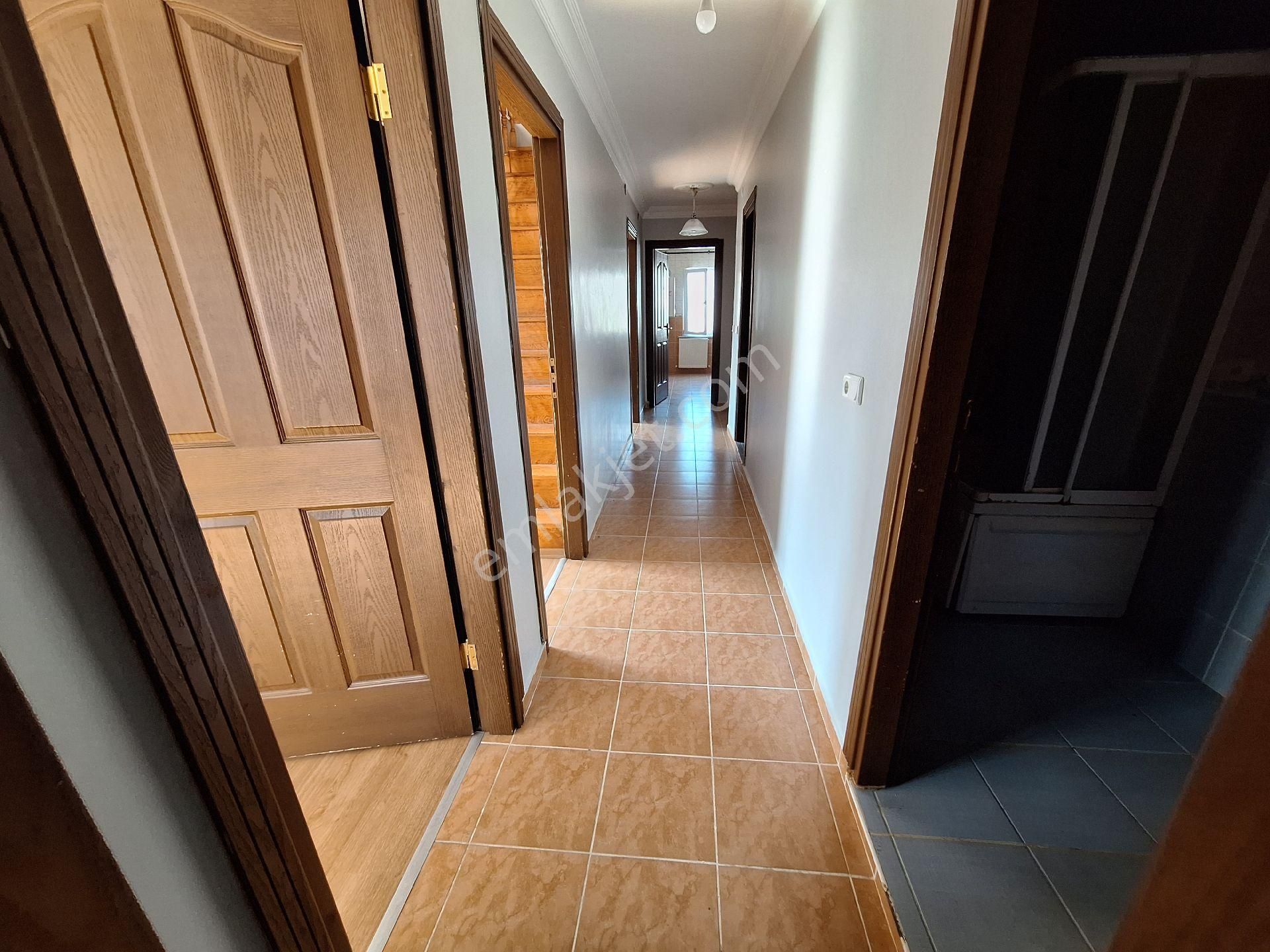 Hatun Gayrimenkul'den Satılık Esenler'de Dubleks 5+1 Daire - Görsel 7