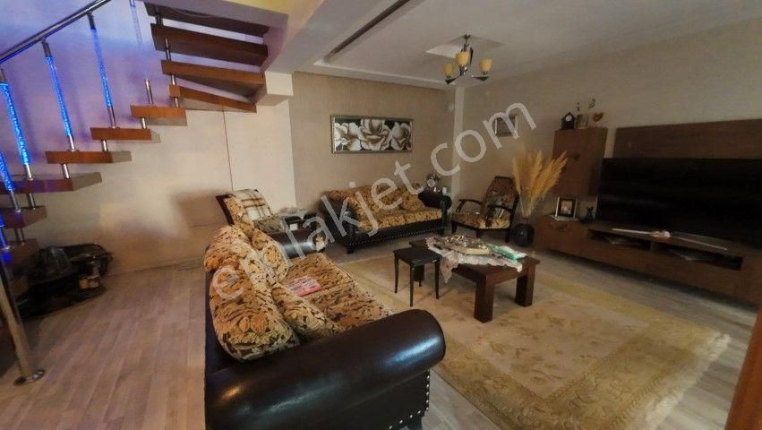 Çiğlide 4+1 Satılık Teraslı Dubleks Daire - Görsel 28
