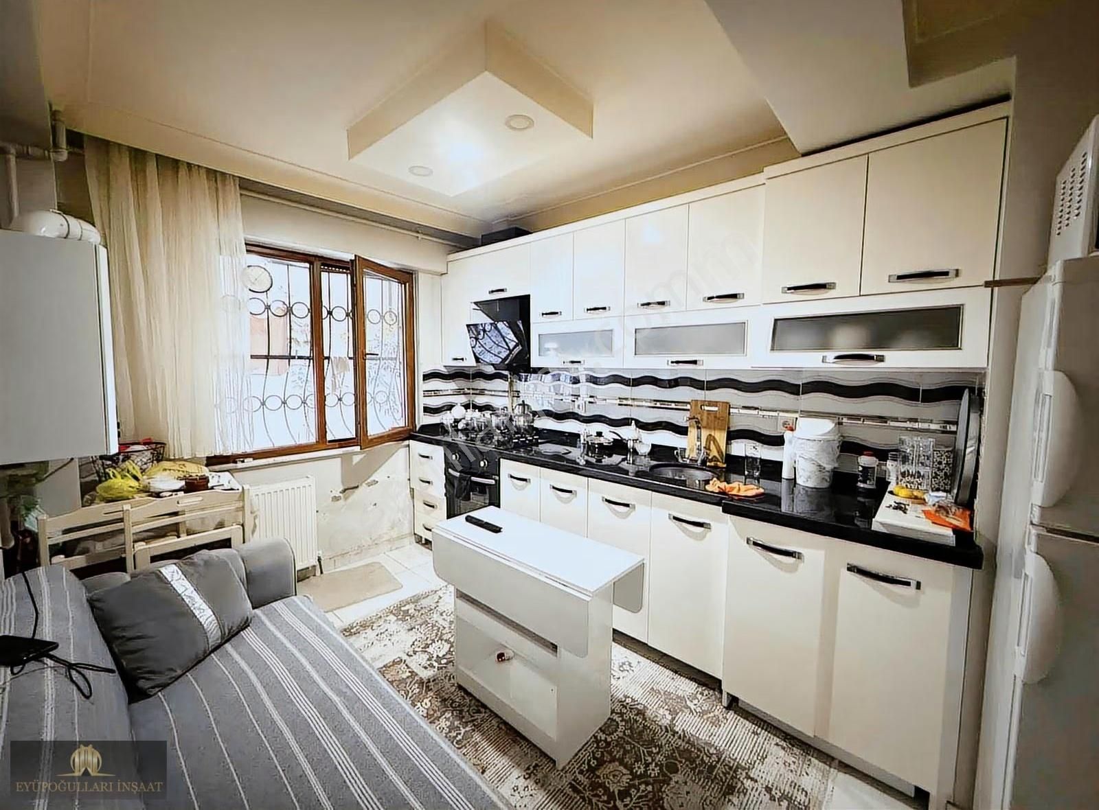 Bayrampaşa Merkezinde Temiz Ferah Satılık Daire - Görsel 7