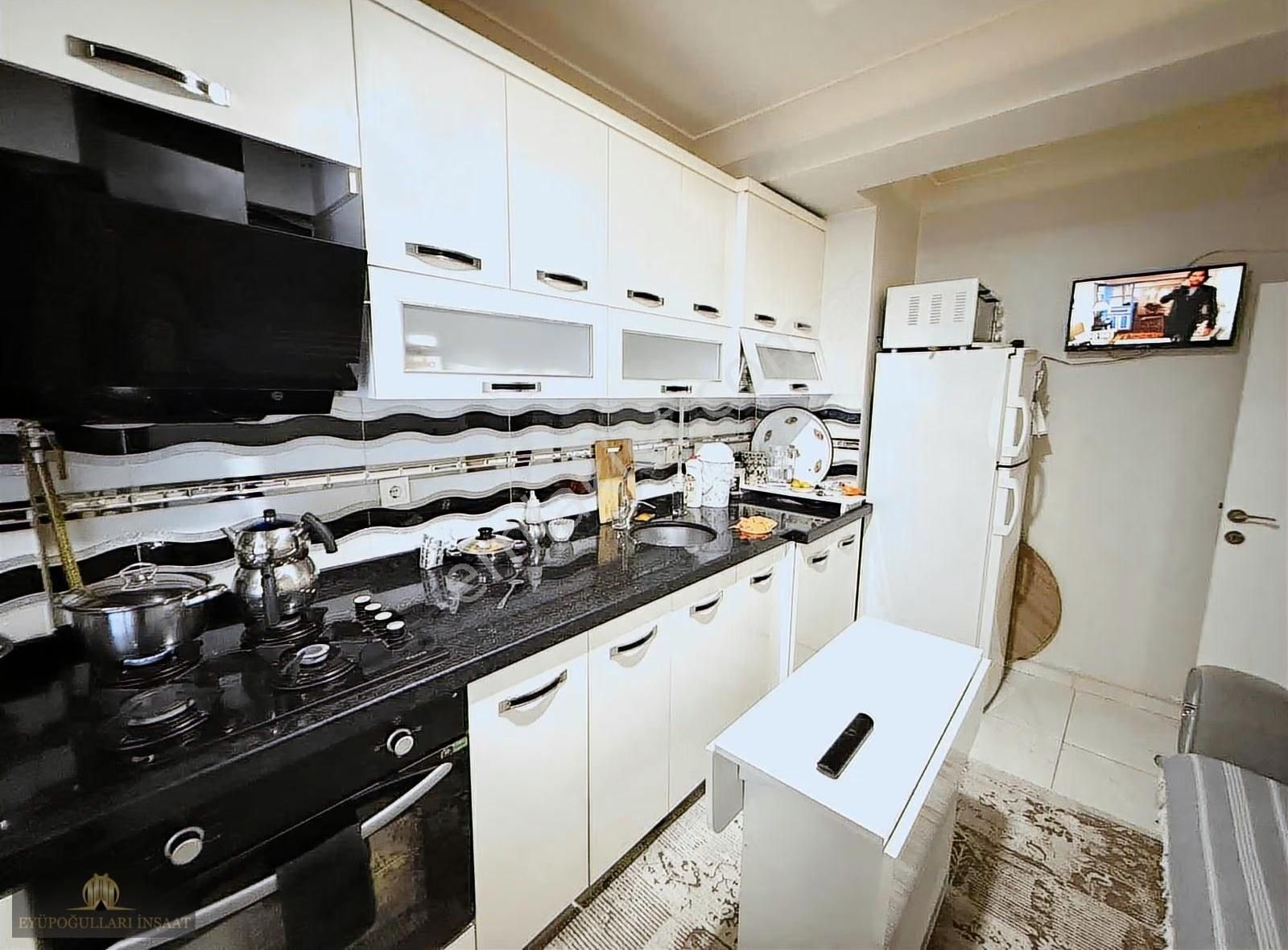 Bayrampaşa Merkezinde Temiz Ferah Satılık Daire - Görsel 6