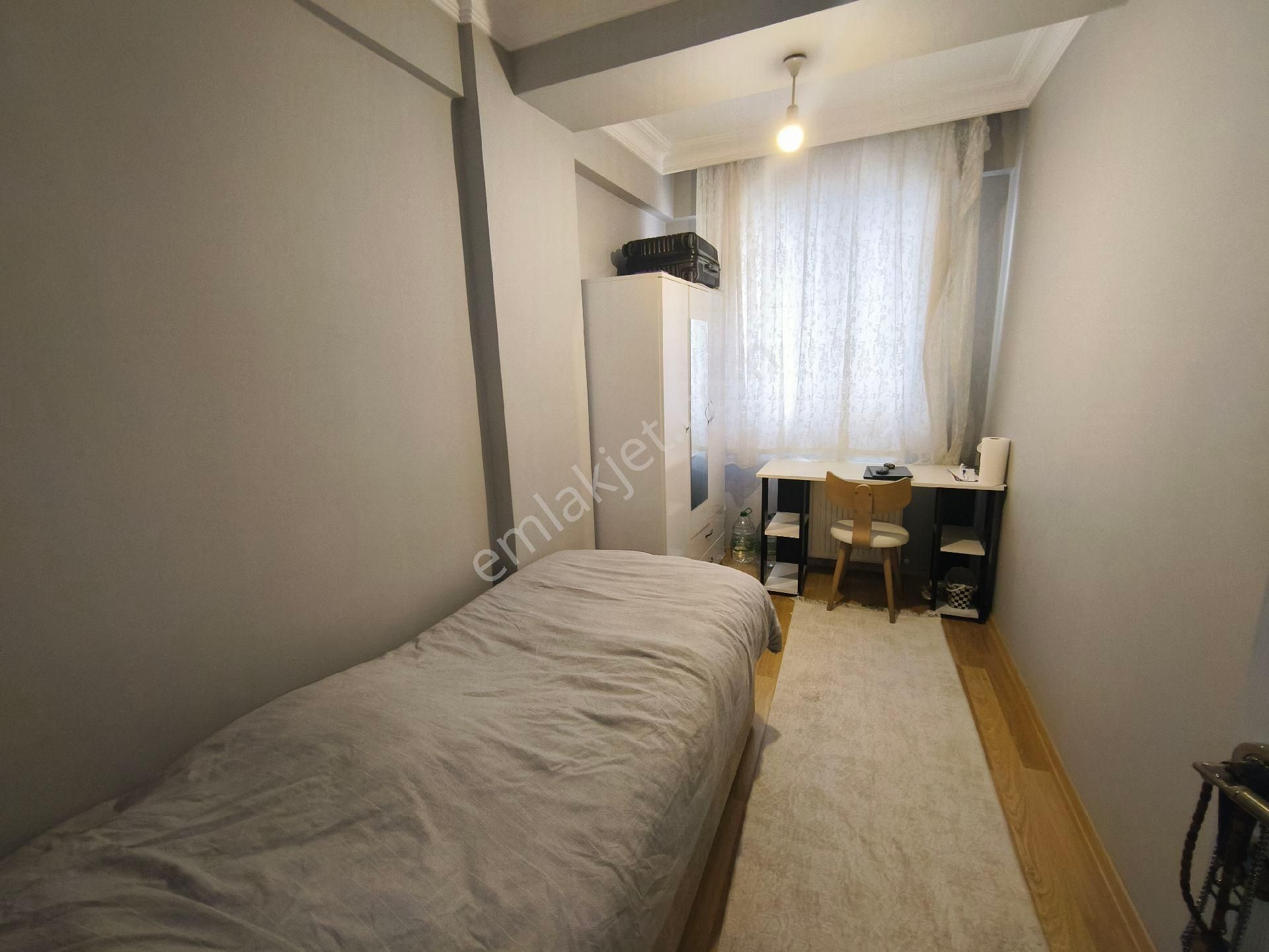 Güneyden Tülin Cad. 2+1.85 M2 Karanlık Odasız Balkonlu Daire - Görsel 30