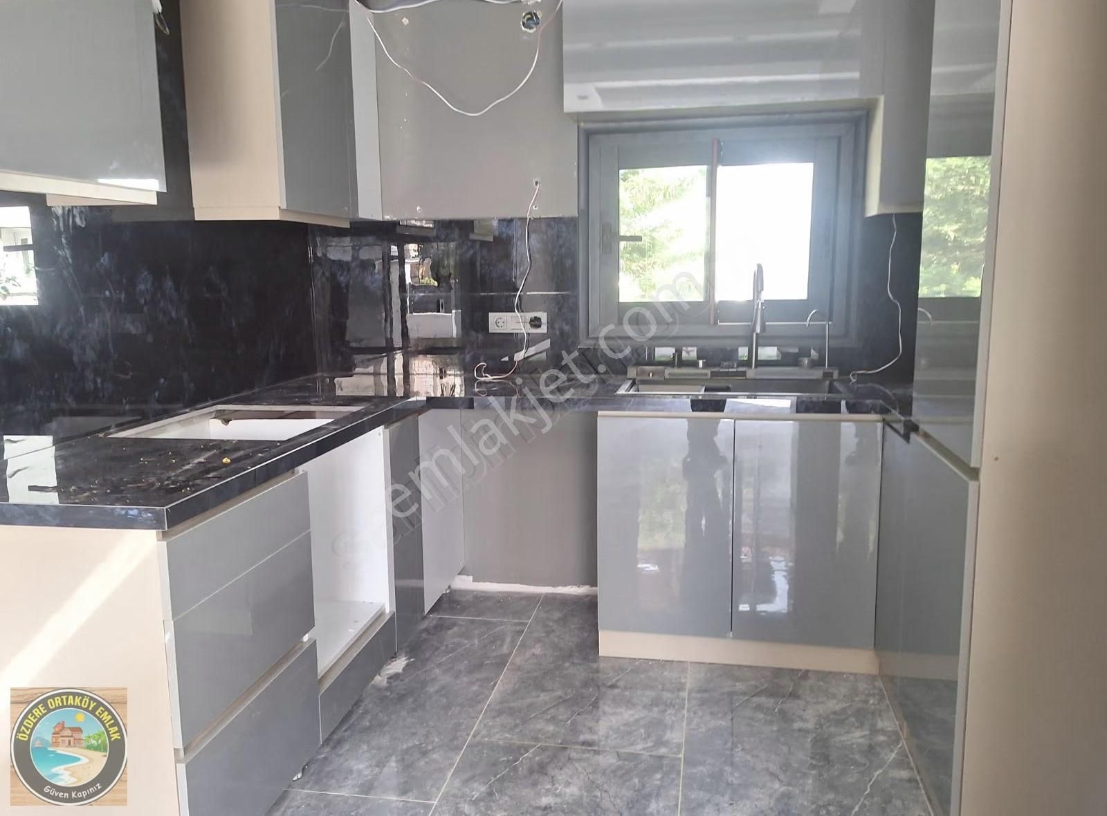 Özderede Satılık Süper Yazlık Kışlık Villa - Görsel 18