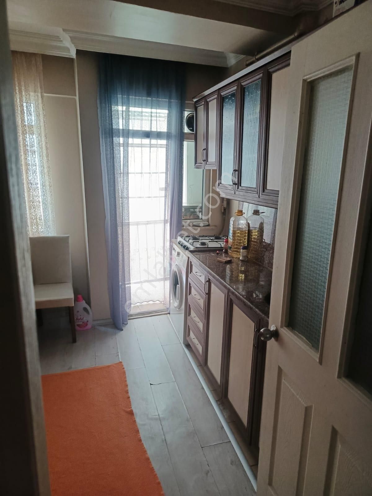 Akşenden Fatih Çapa Şehreminide 1+1 Kombili Amerikan Mutfaklı Yüksek Giriş Kat - Görsel 7