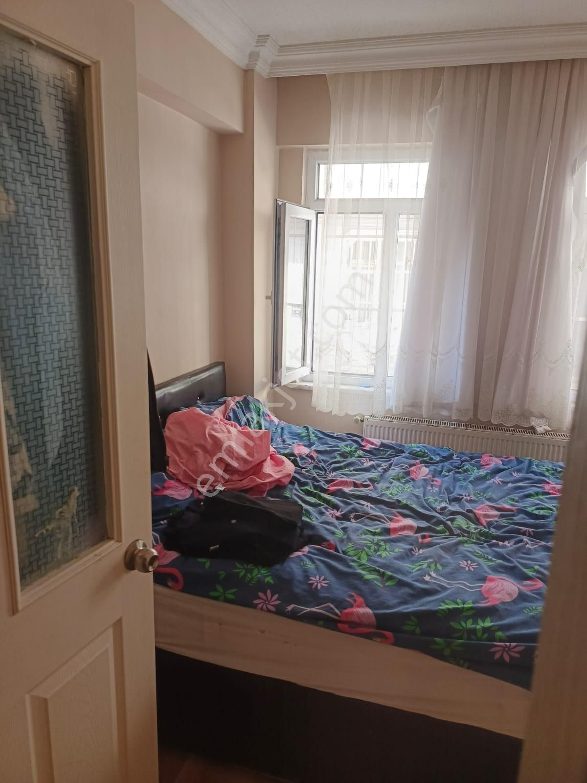 Akşenden Fatih Çapa Şehreminide 1+1 Kombili Amerikan Mutfaklı Yüksek Giriş Kat - Görsel 4