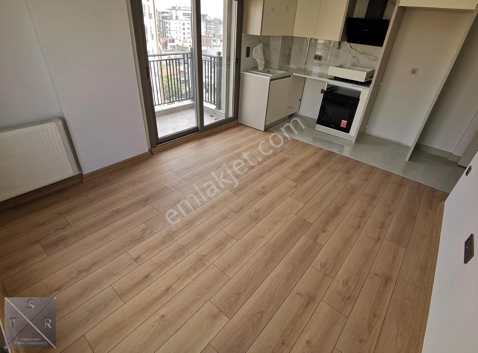 Tsr'den Şemikler Ordu Bulvarı Paraleli Satılık 2+1 Daire - Görsel 10