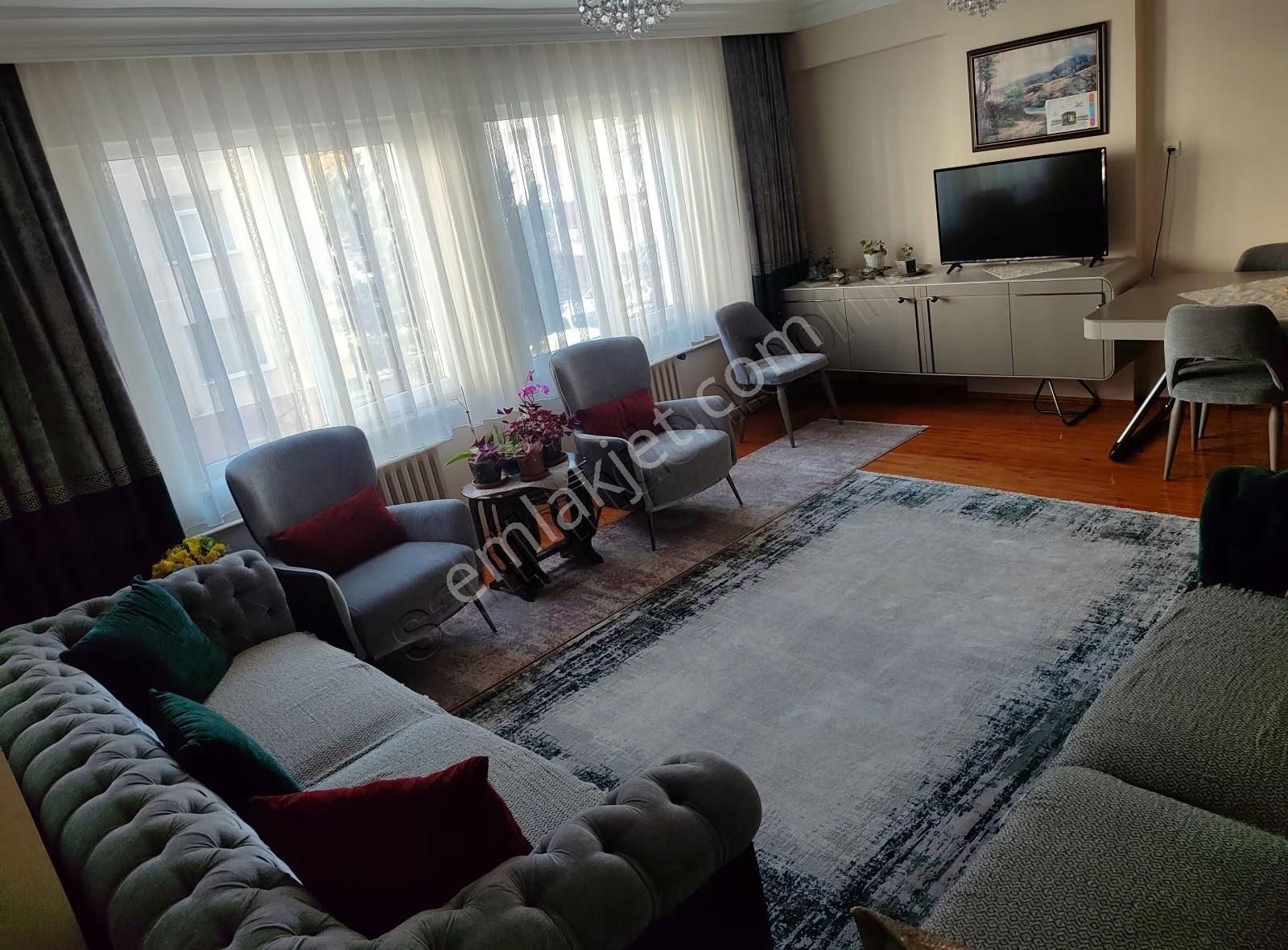 Asel'den Yeni Belediye Karşısı 3+1 Geniş Bahçe Teraslı Daire - Görsel 18