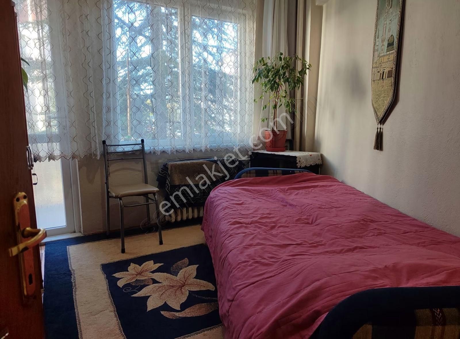 Asel'den Yeni Belediye Karşısı 3+1 Geniş Bahçe Teraslı Daire - Görsel 31