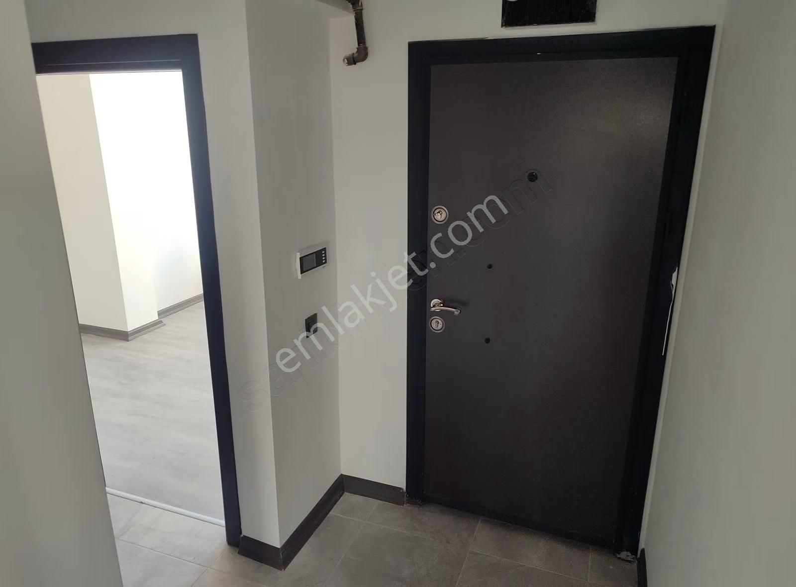 Asel'den Vatan Bilgisayar Arkası 1+1 Sıfır A Kalite Daire - Görsel 3