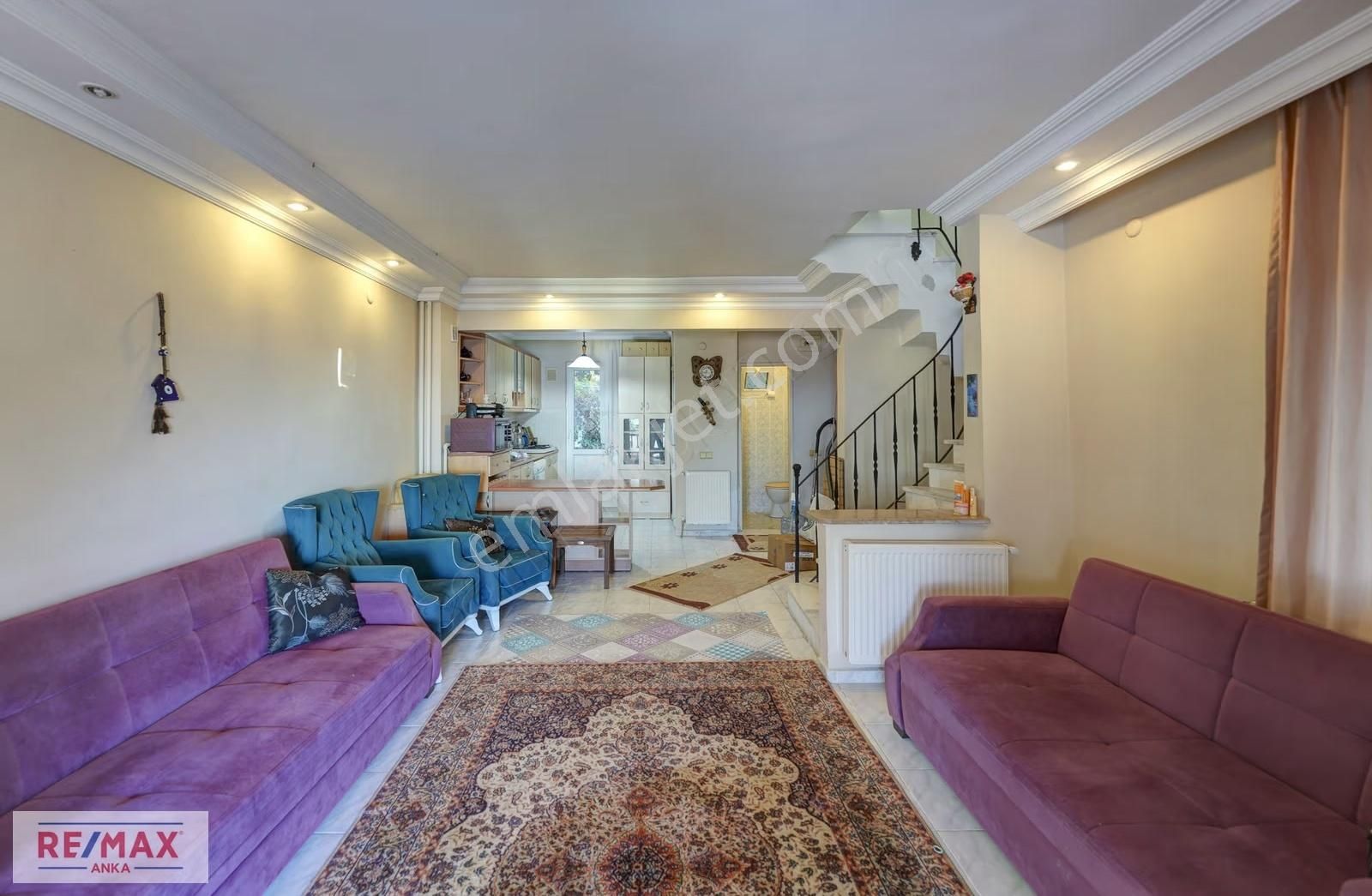 Özlem Karaca'dan Günbatımı Sitesinde Orman İçi Satılık Villa - Görsel 8