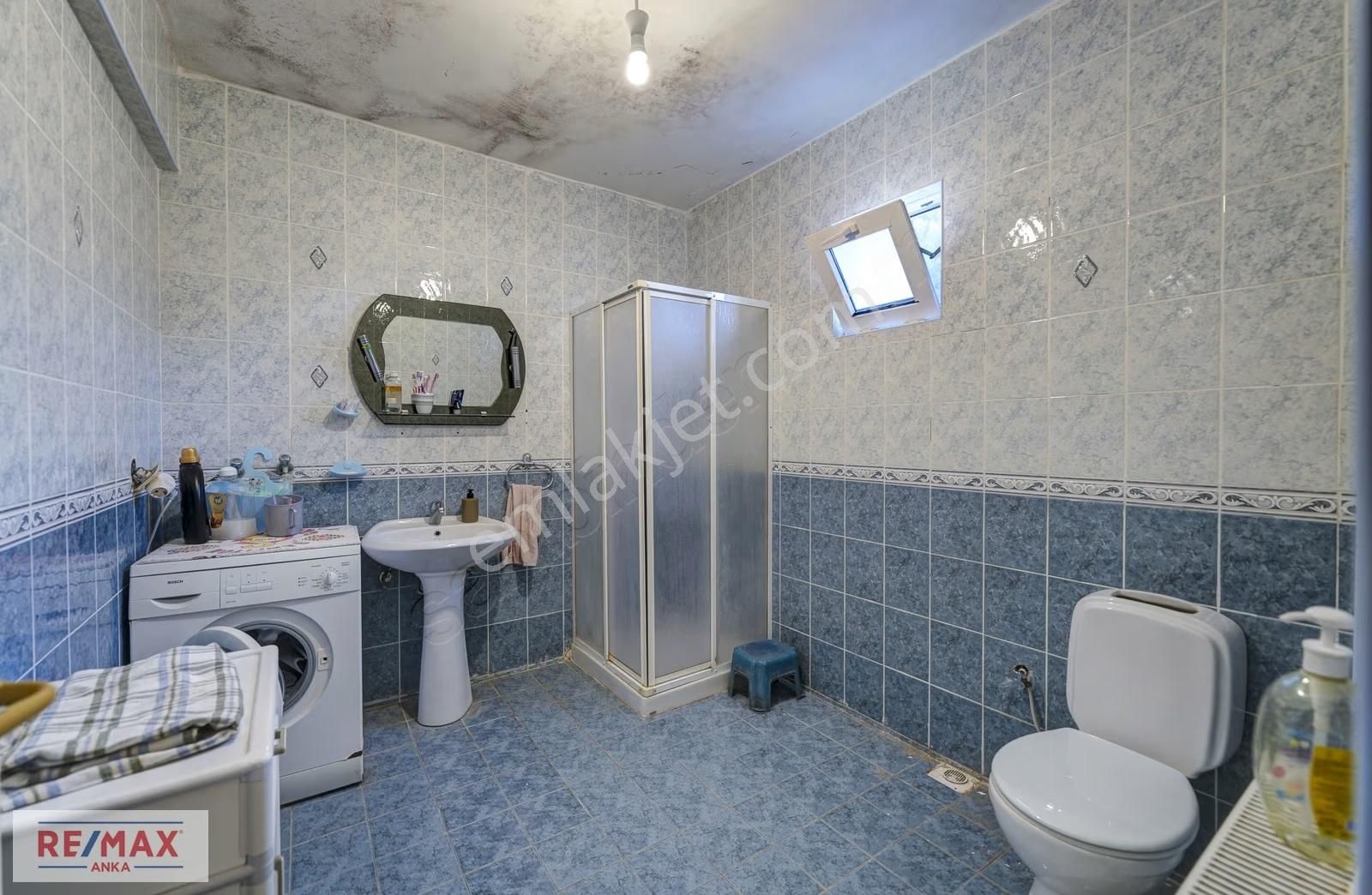 Özlem Karaca'dan Günbatımı Sitesinde Orman İçi Satılık Villa - Görsel 16