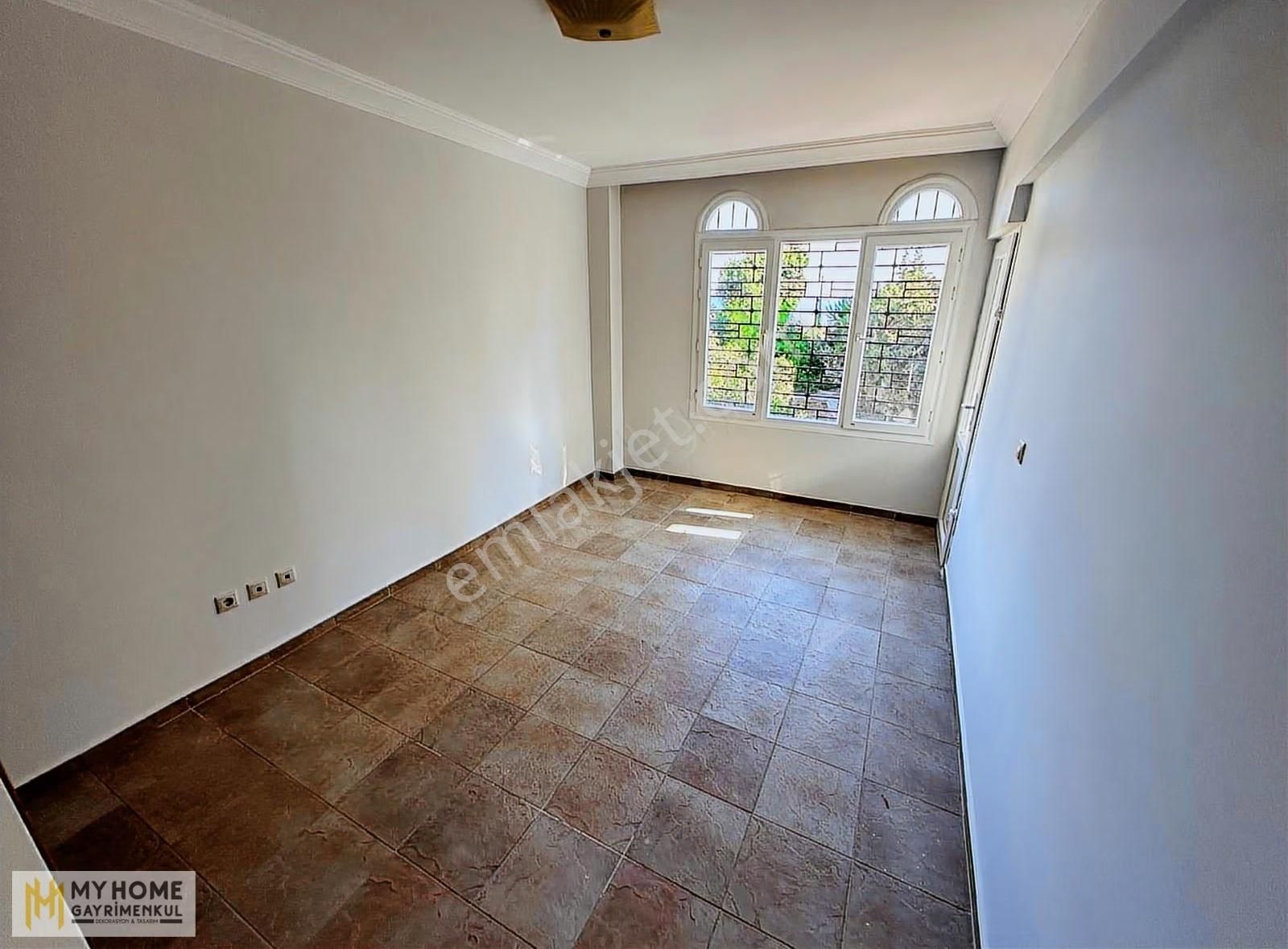 Tecede Denize Sıfır, Site İçi 4+1 Triplex Villa Bahçeli & - Görsel 4