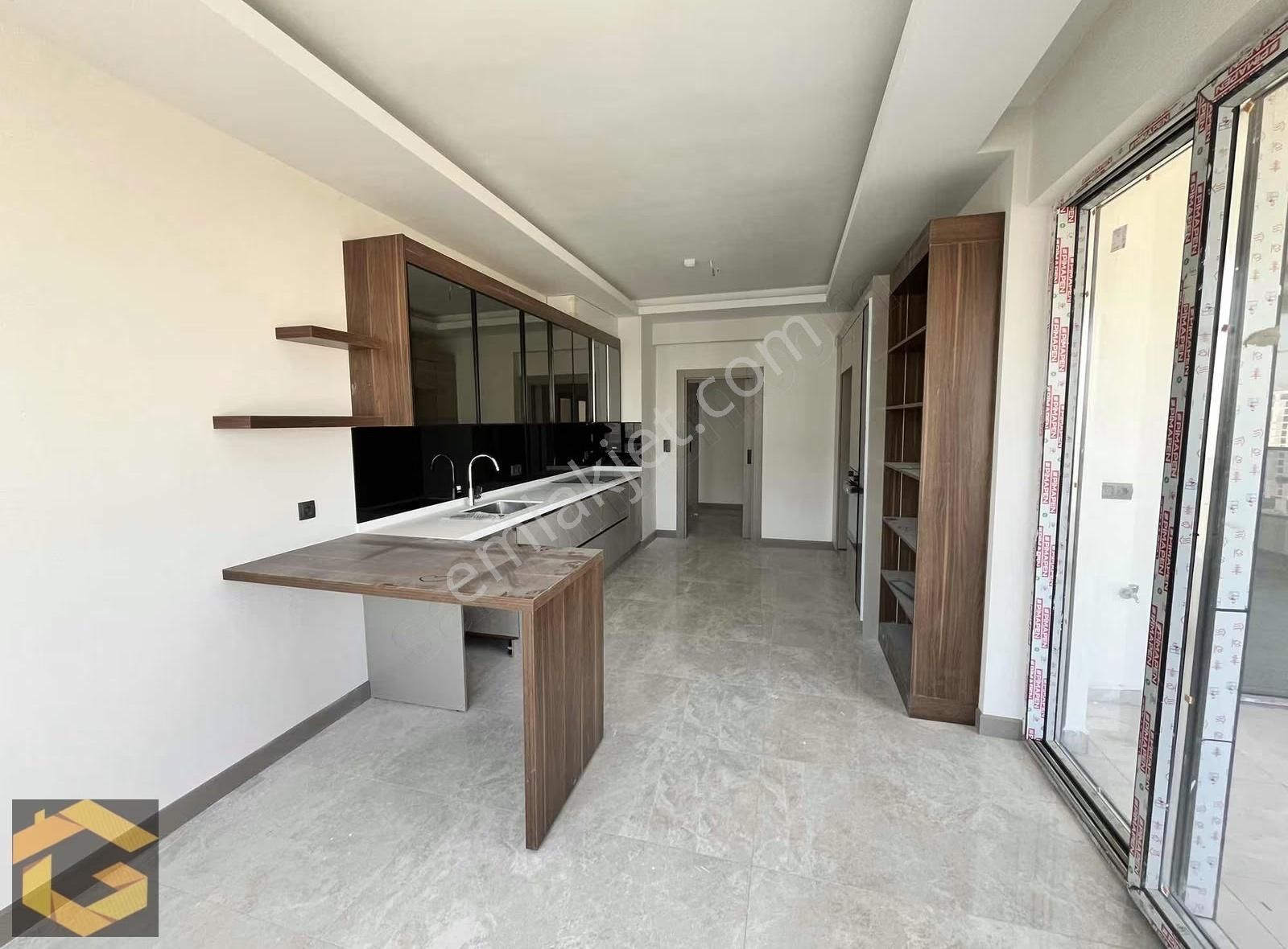 Batıkent'de Güvenlikli Site Rezidans 4+1 Kiralık Lüks Daire - Görsel 25