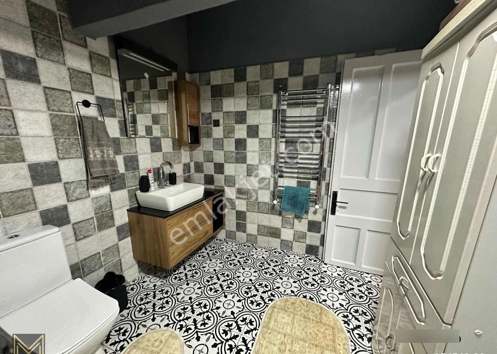 Karşıyaka Alaybey De Full Eşyalı 3+1 Vintage Ev - Görsel 5