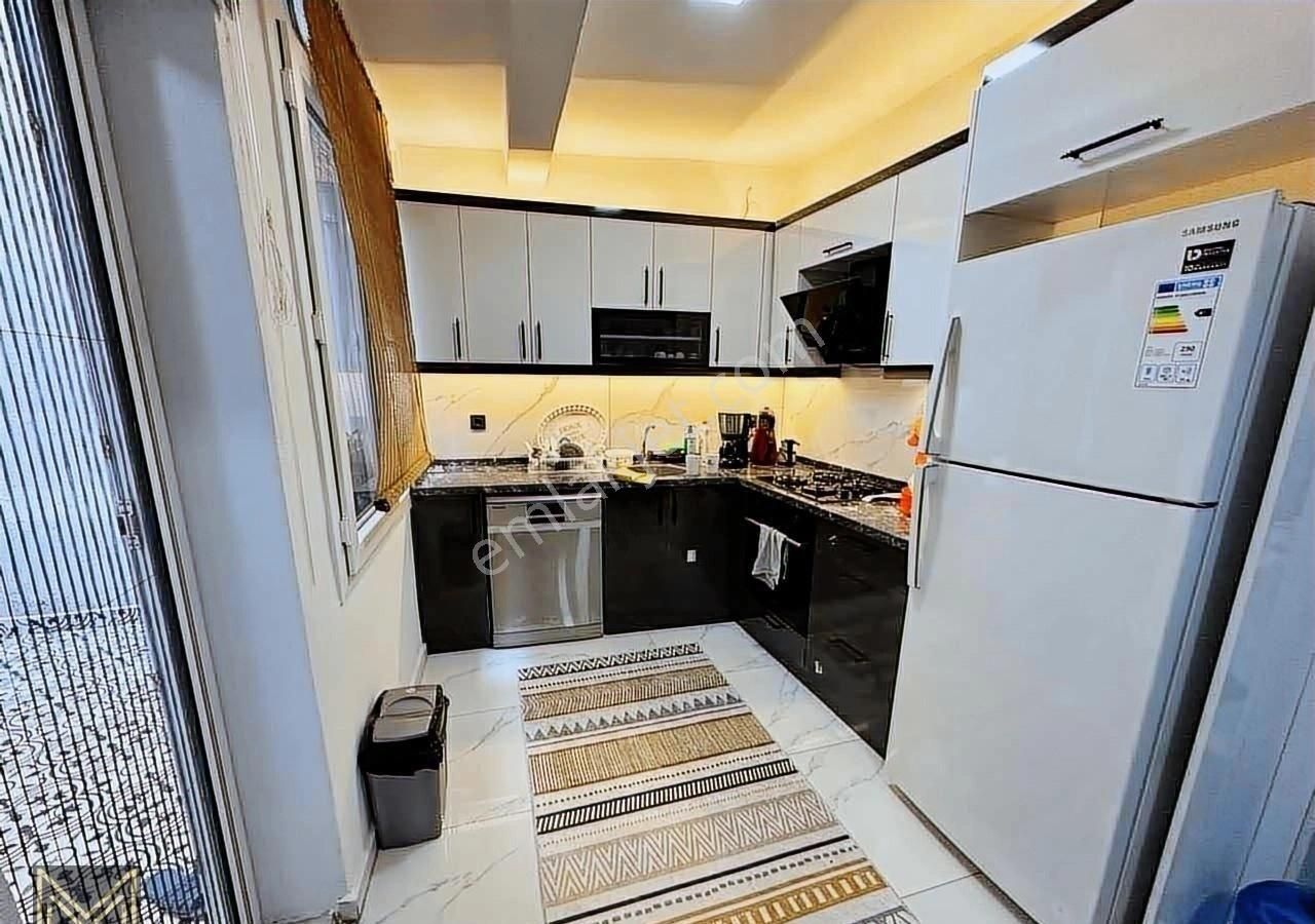 Karşıyaka Alaybey De Full Eşyalı 3+1 Vintage Ev - Görsel 16