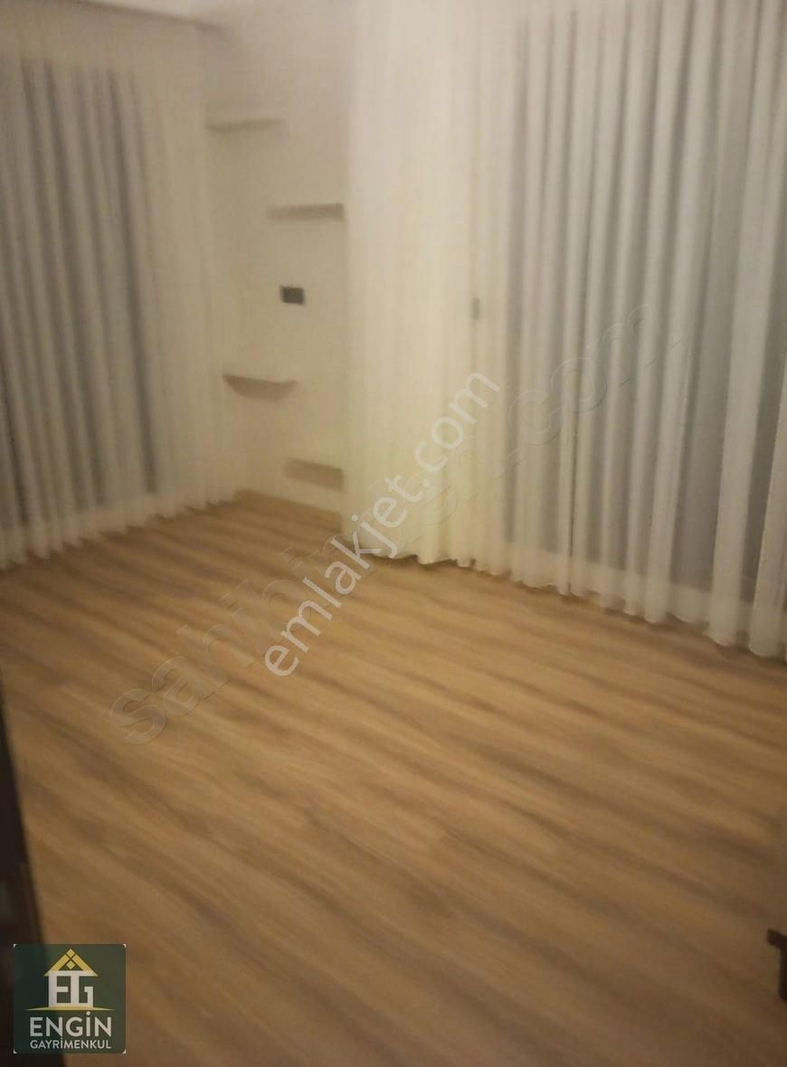 Doğanbey Demavi Bayraklı Plaja Sıfır Trıpleks Villa - Görsel 27