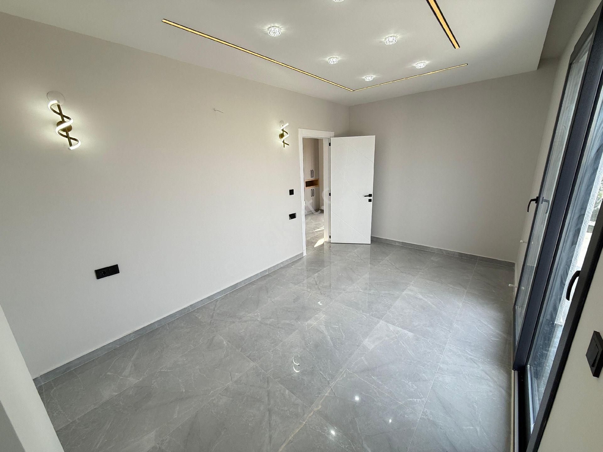 Hisar Mah. Sahile Yürüme Mesafesinde 4+1 Müstakil Havuzlu Satılık Villa - Görsel 15