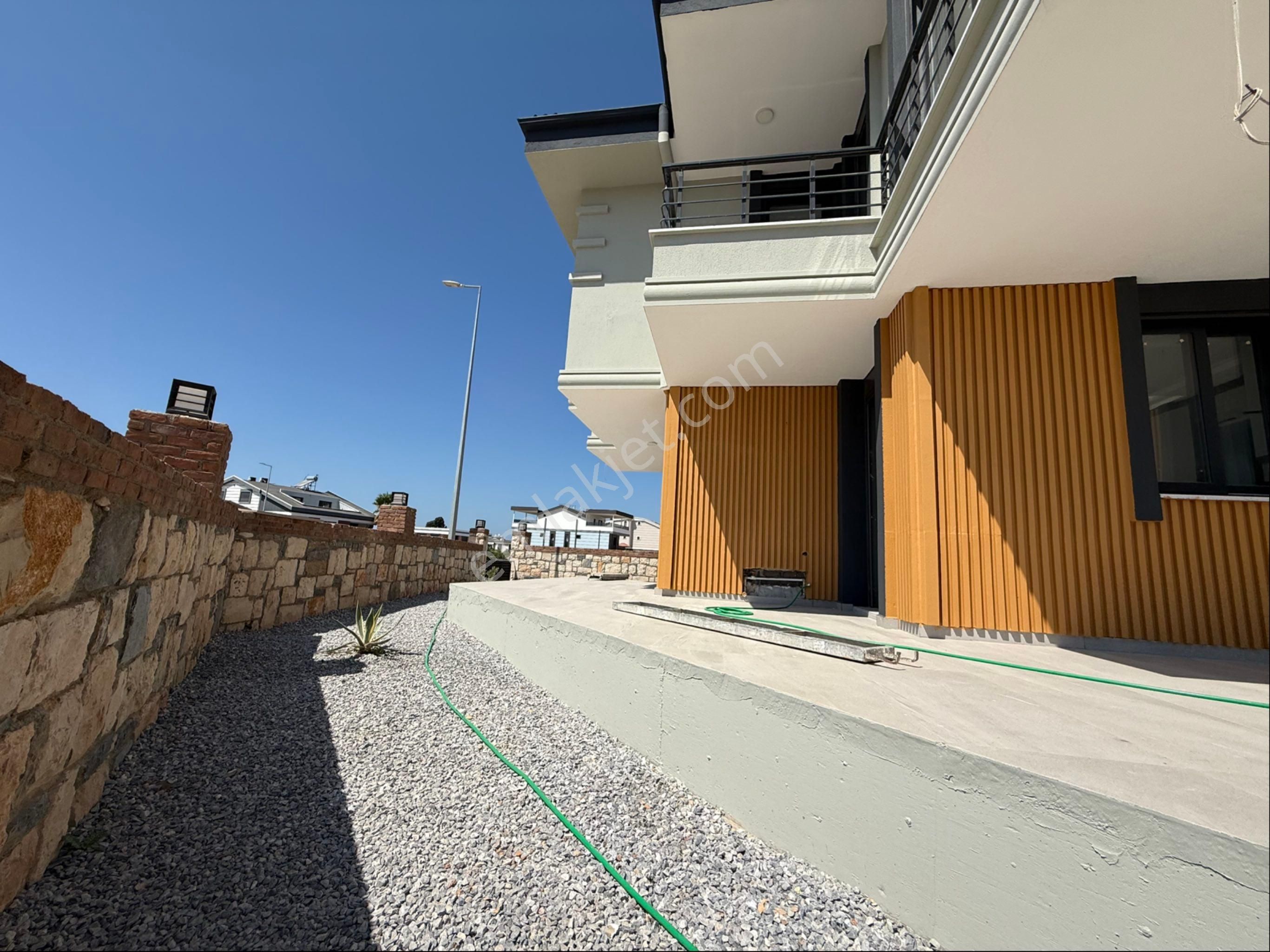 Didim Hisarda Satılık Denizmanzaralı Lüx Villa - Görsel 2