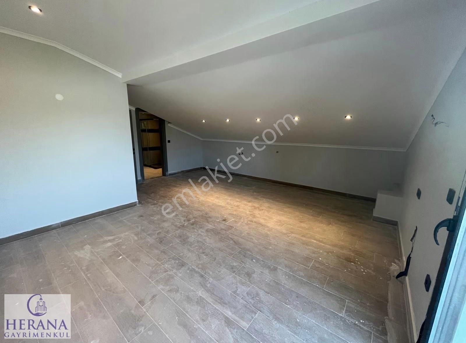 Karagedik'de 6+1 Eşyasız Uzun Dönem Kiralık Müstakil Villa - Görsel 9