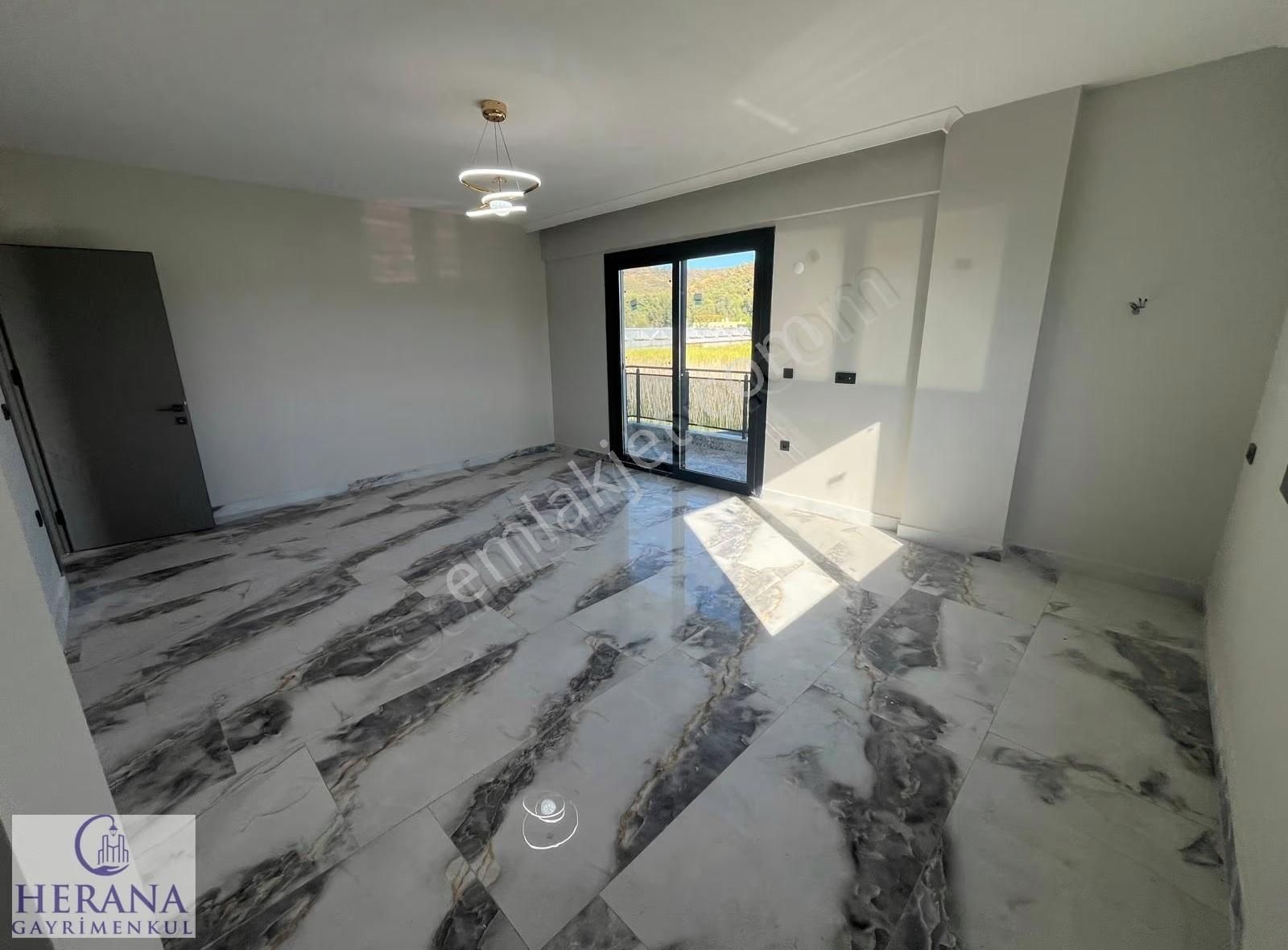 Karagedik'de 6+1 Eşyasız Uzun Dönem Kiralık Müstakil Villa - Görsel 21