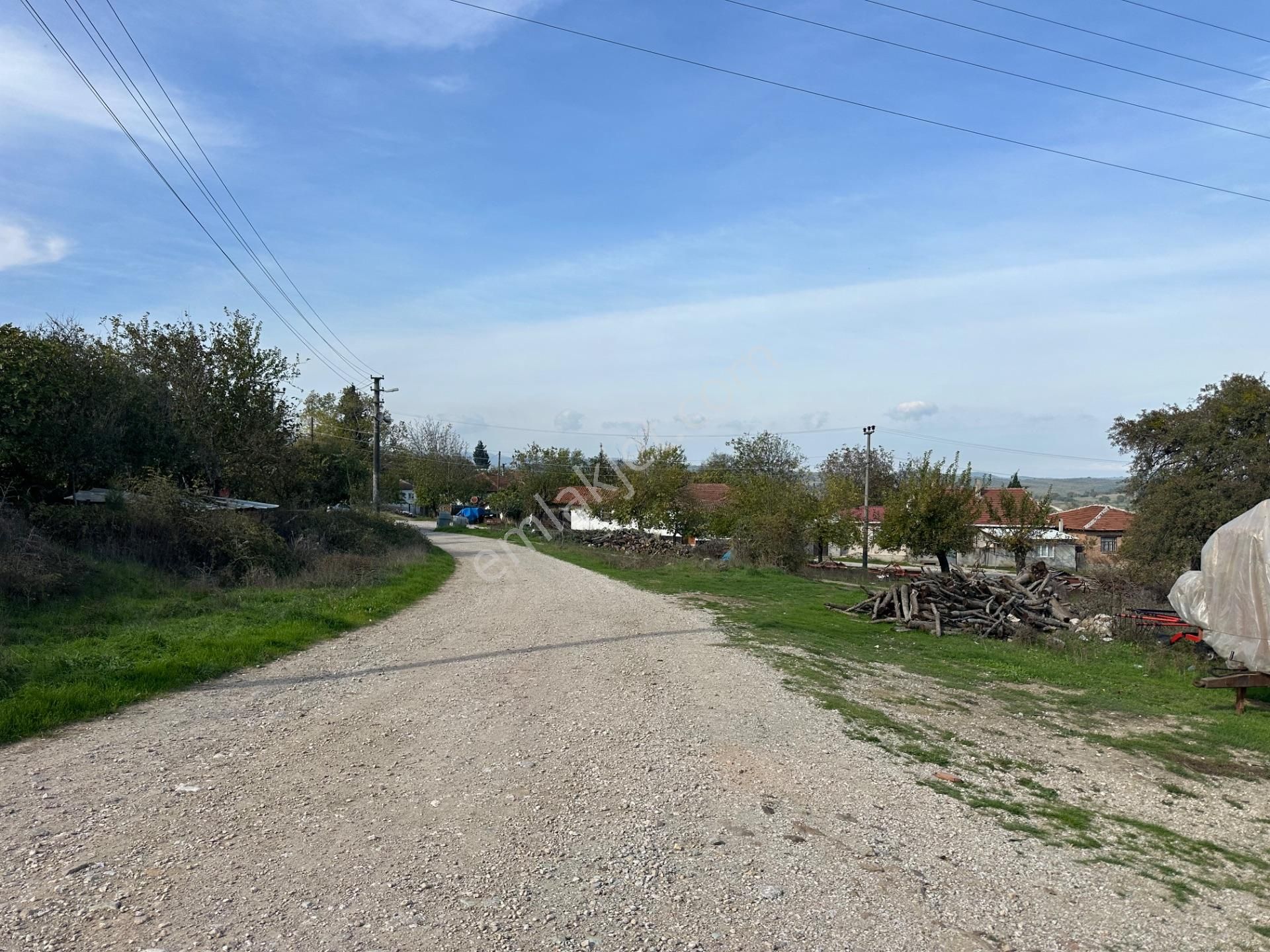 Çanakkale Biga Kozçeşme Köyünde Fırsat 4.050 M2 Tarla!!! - Görsel 35