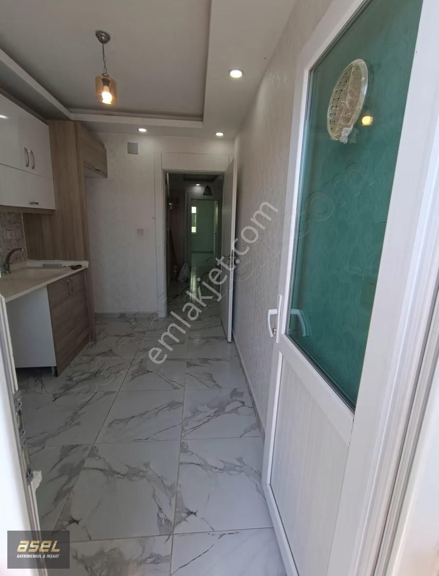 Asel Gayrimenkul'dan Yeşil Evler Mah. 2+1 Satılık Daire - Görsel 2