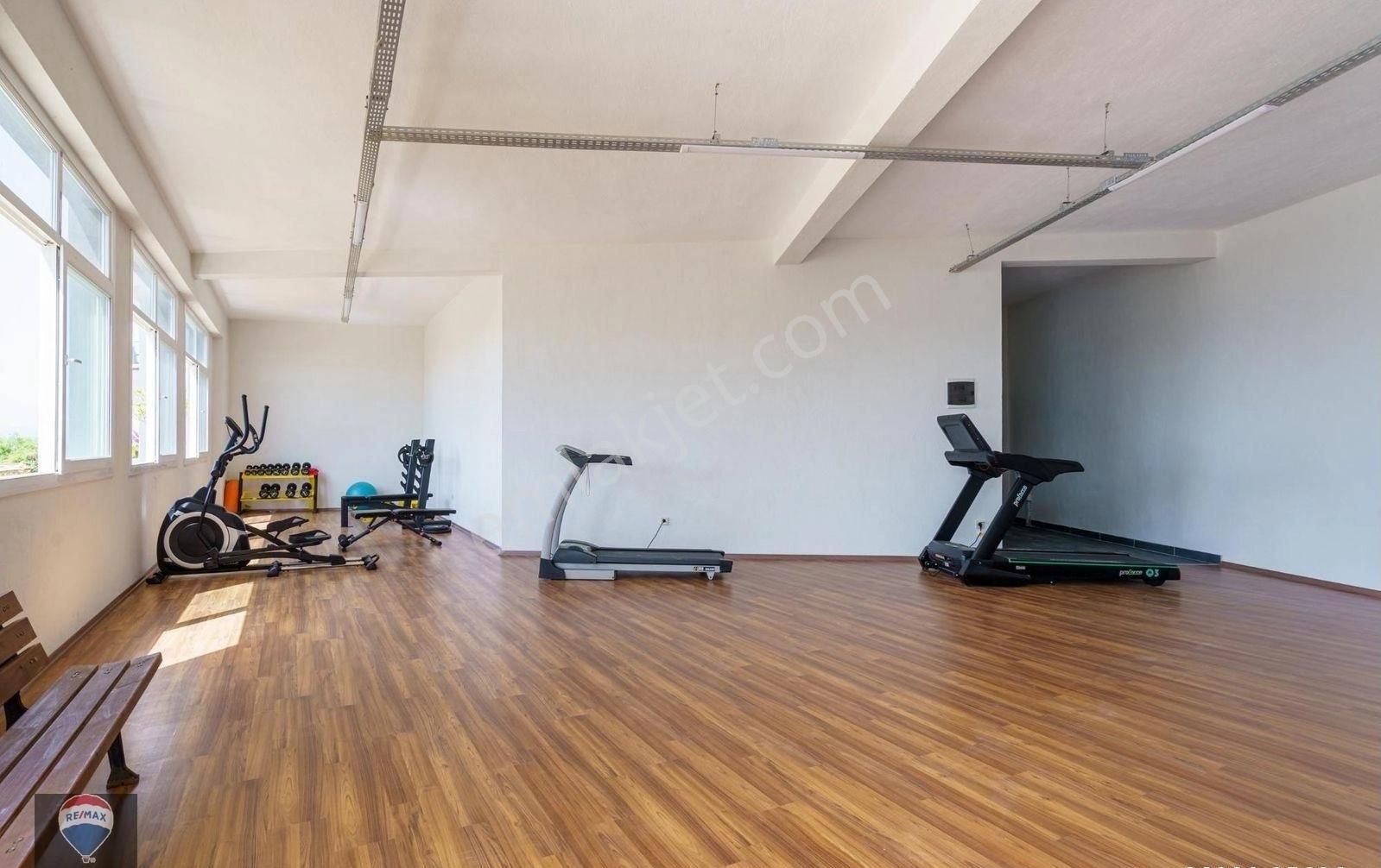 Kuşadası Eviz Vısta Panaroma Sitesinde Full Eşyalı 3+1 Daire - Görsel 28