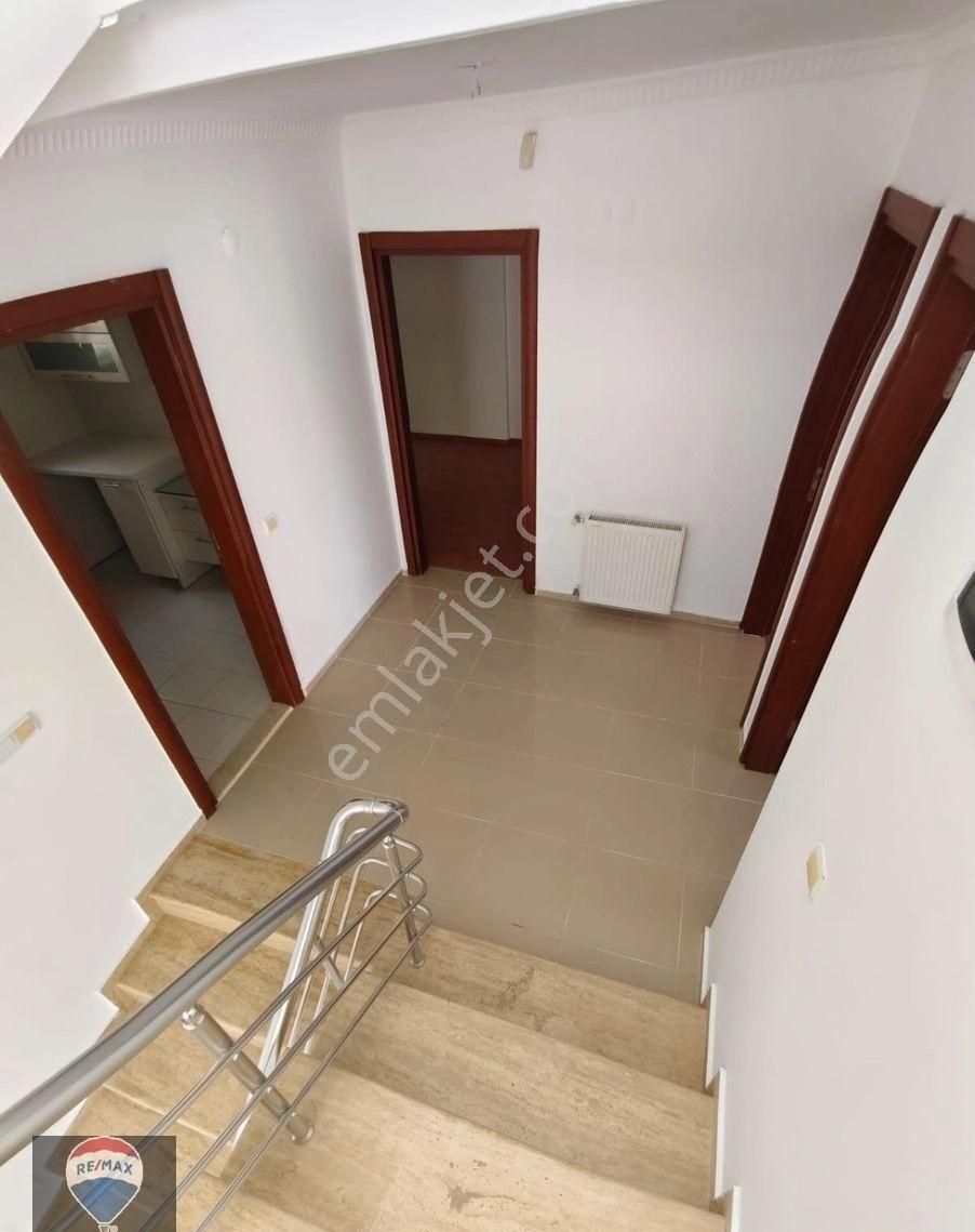 Kuşadası Marina Mevki,atasoy Villaları Trıpleks Müstakil - Görsel 22