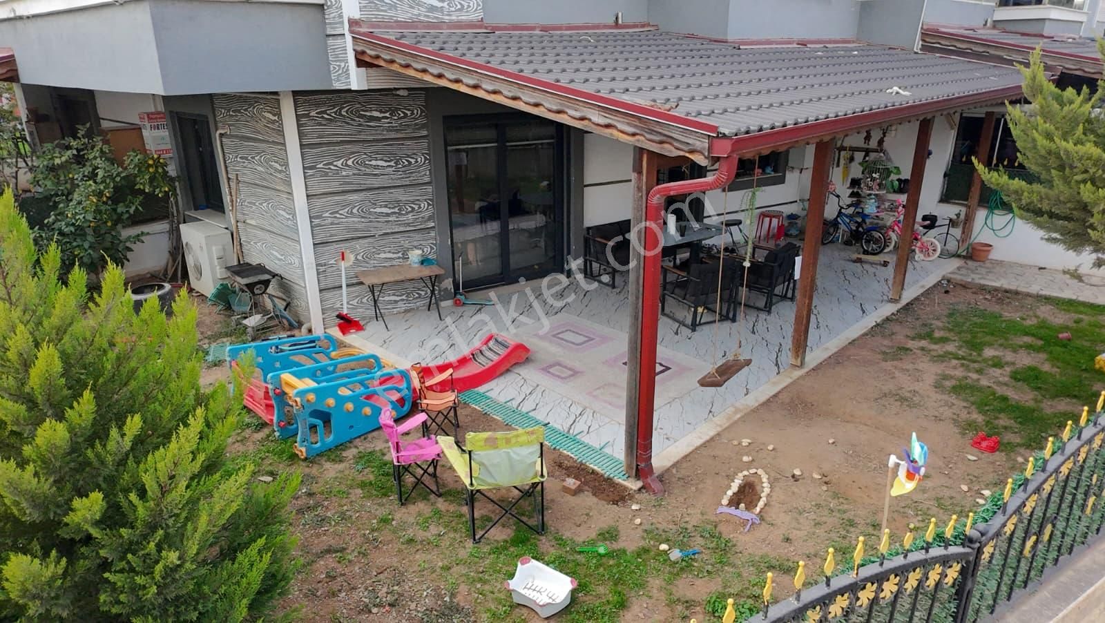 Menderes Gölcükler’de Merkeze Yakın, 4+1, Triblex, 75 M2 Geniş Bahçeli Satılık Villa! - Görsel 8